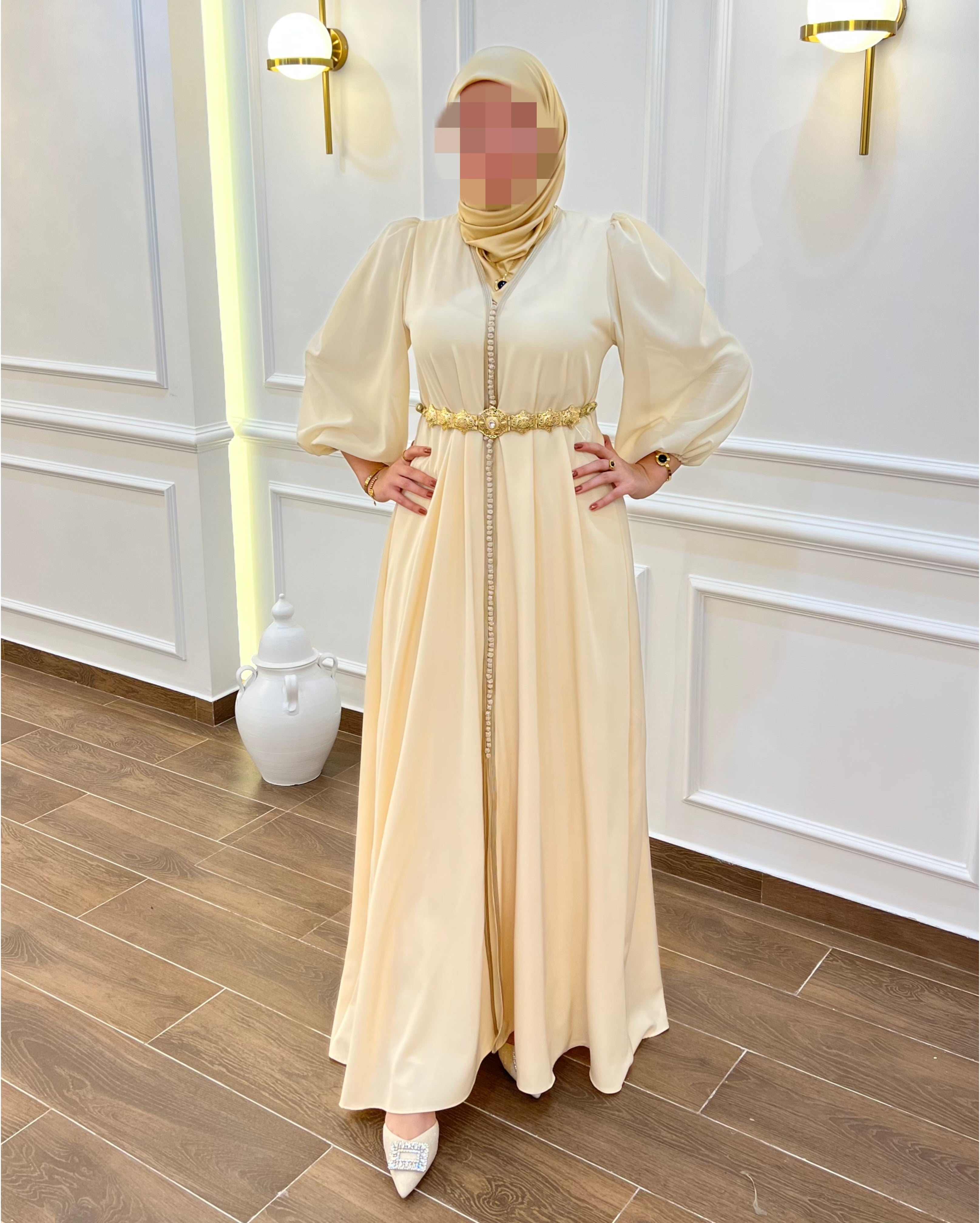 CAFTAN ALGERIEN TRÈS CLASSE DE TRÈS BONNE QUALITE BEIGE