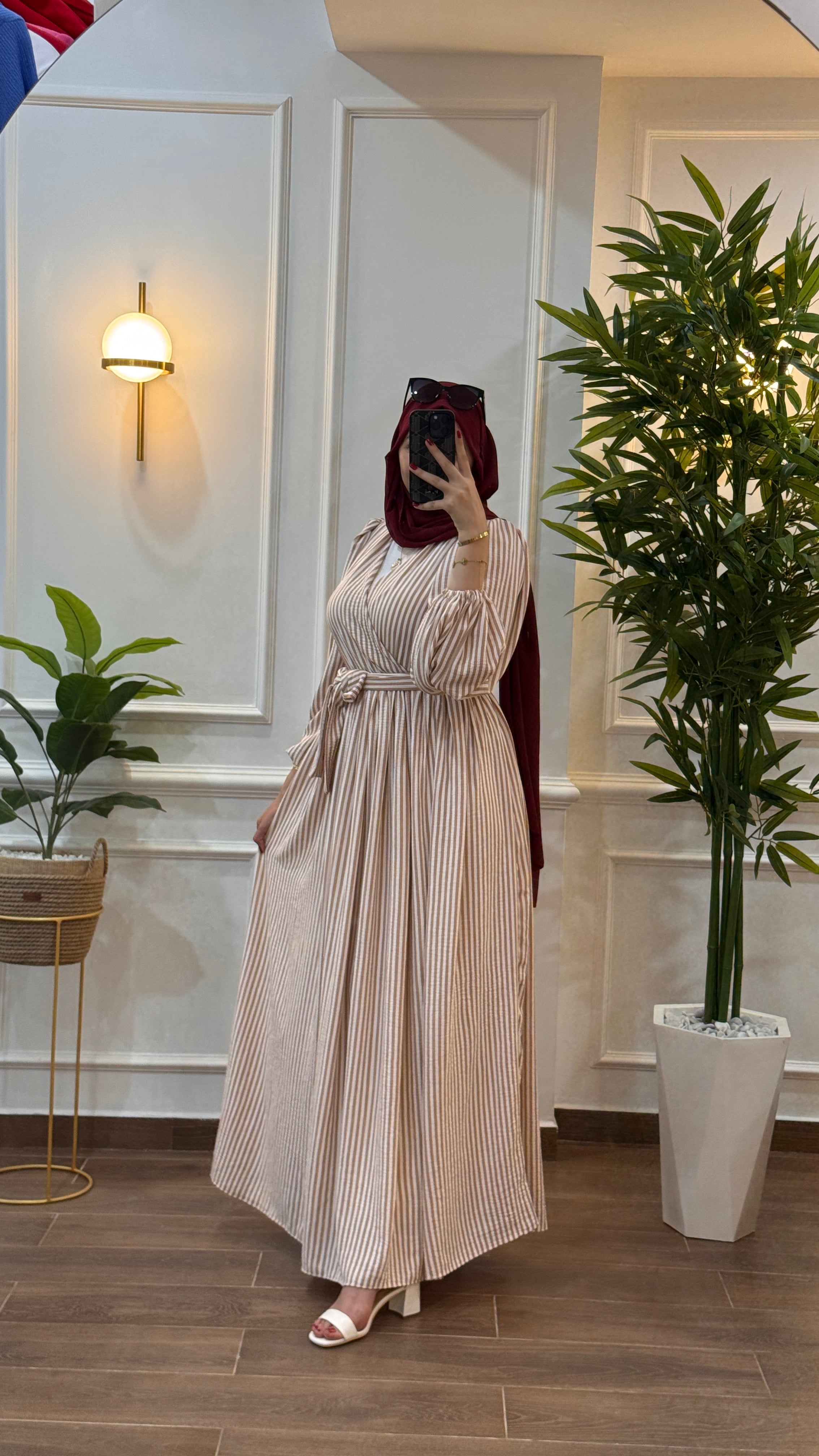 ROBE ÉTÉ PARIS A RAYURE STYLE CACHE COEUR COULEUR BEIGE ROSÉ