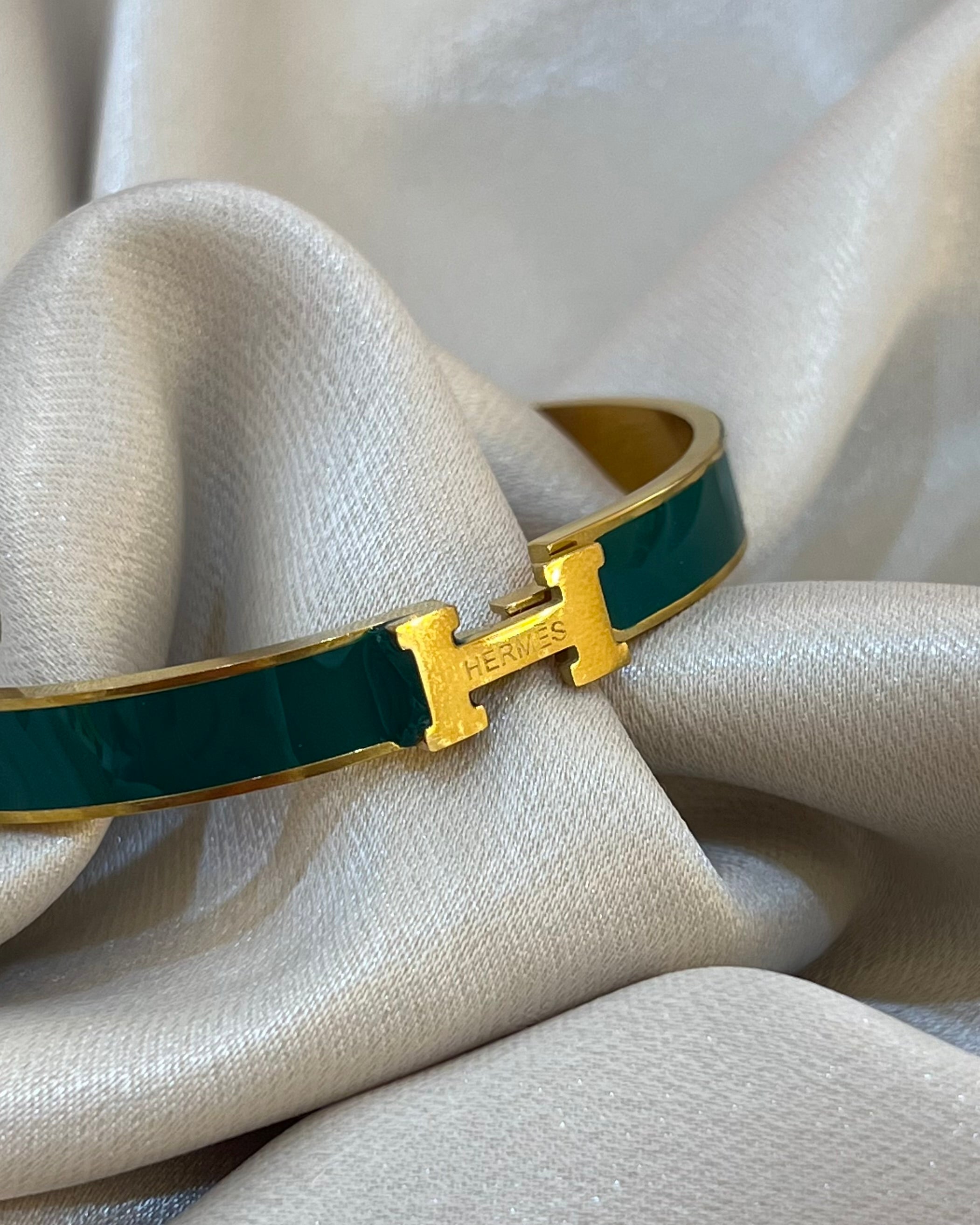 BRACELET H VERT EN ACIER INOXYDABLE