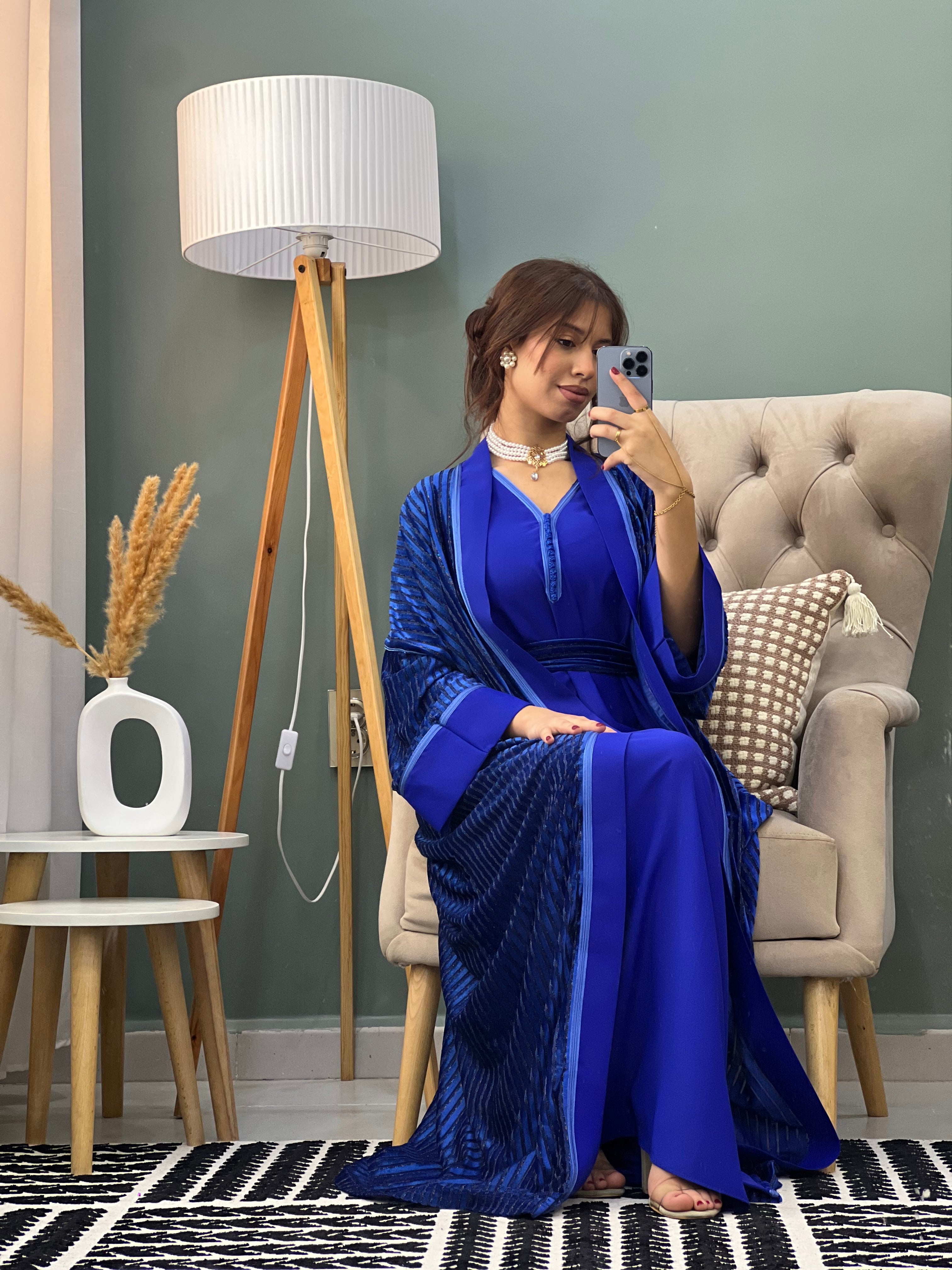 CAFTAN AID LA REINE EN COULEUR BLEU ROI