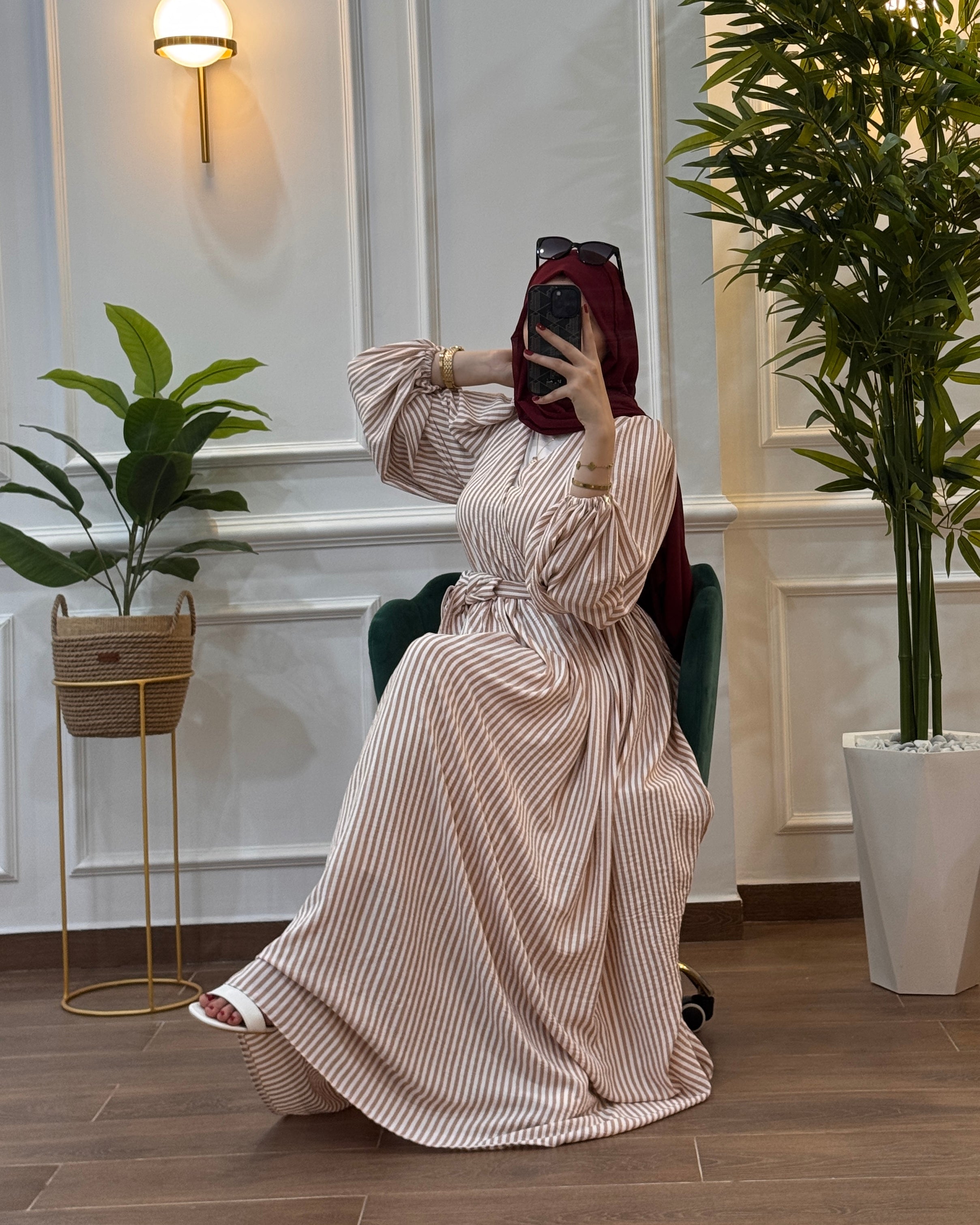 ROBE ÉTÉ PARIS A RAYURE STYLE CACHE COEUR COULEUR BEIGE ROSÉ