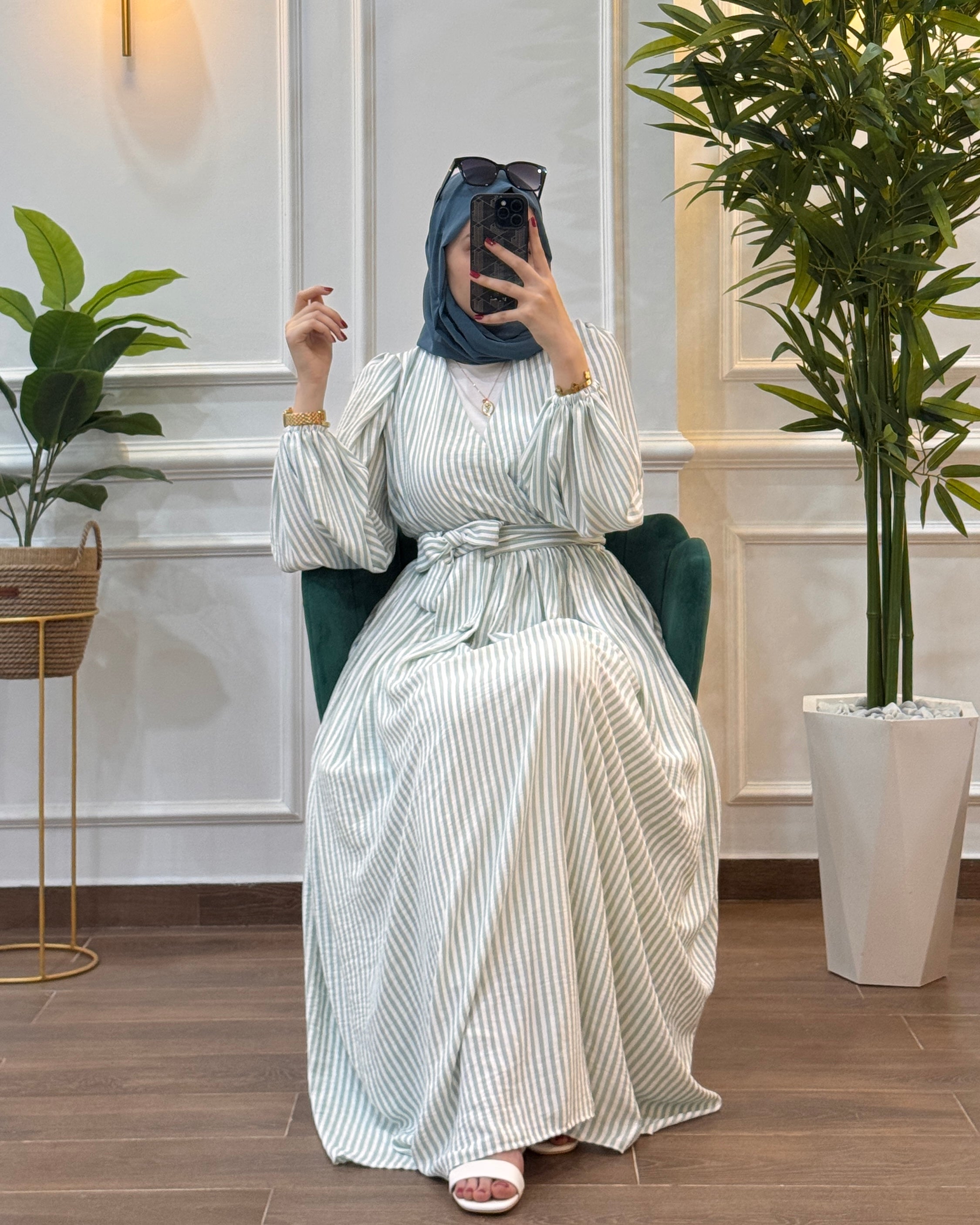 ROBE ÉTÉ PARIS A RAYURE STYLE CACHE COEUR COULEUR VERT D’EAU