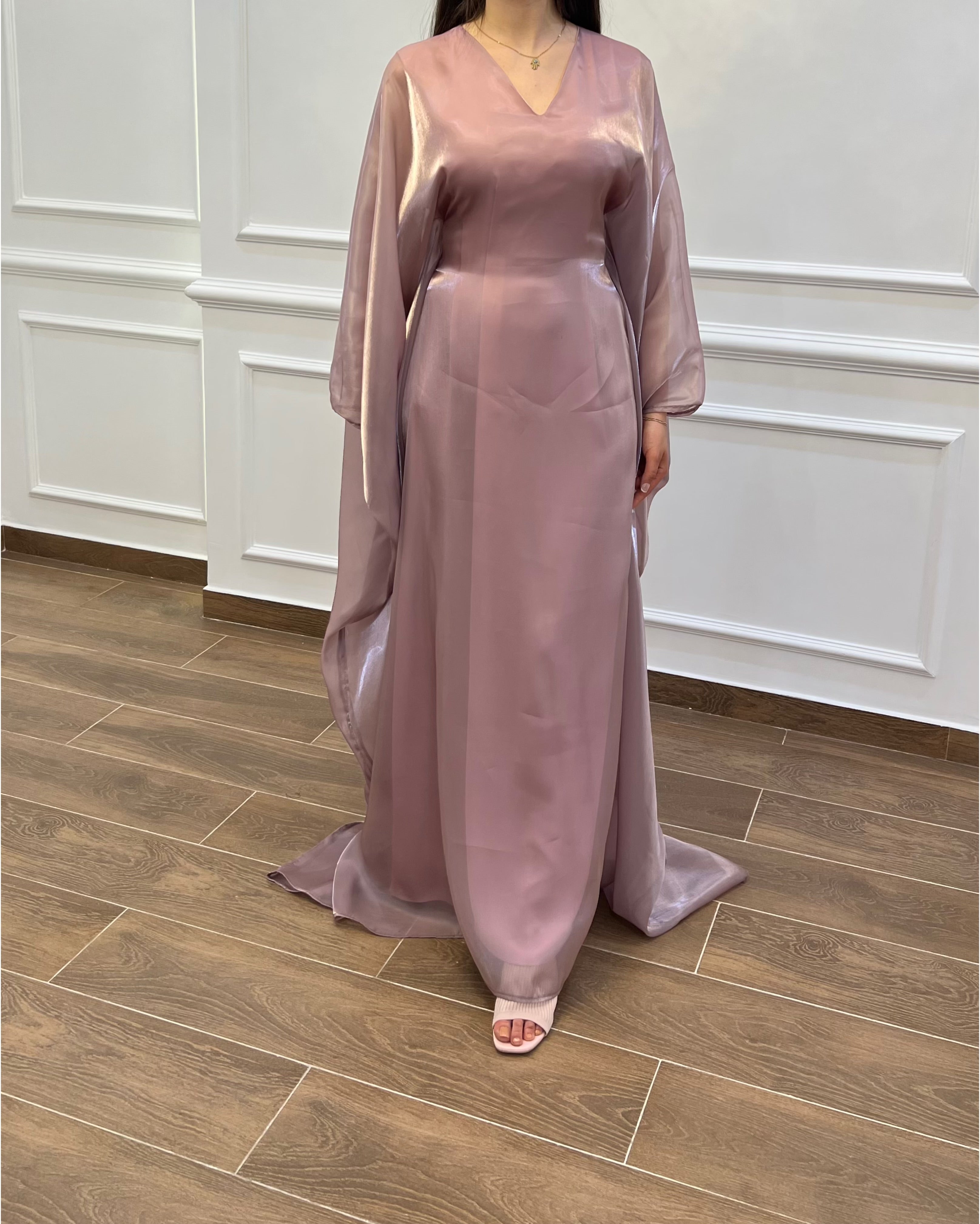 ROBE ORGANZA TRÈS CLASSE COULEUR ROSE VIOLET