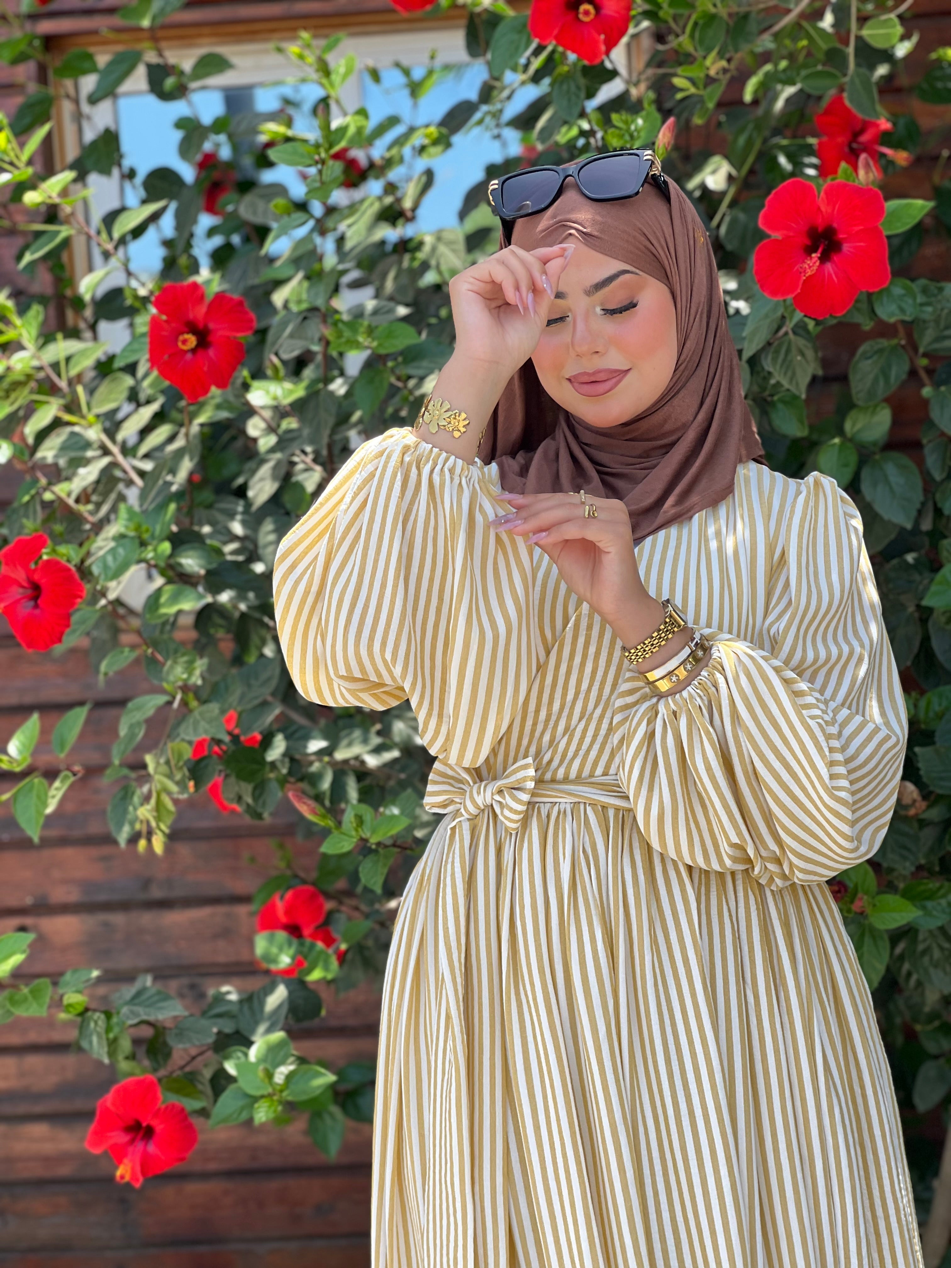 ROBE ÉTÉ PARIS A RAYURE STYLE CACHE COEUR COULEUR JAUNE PASTEL