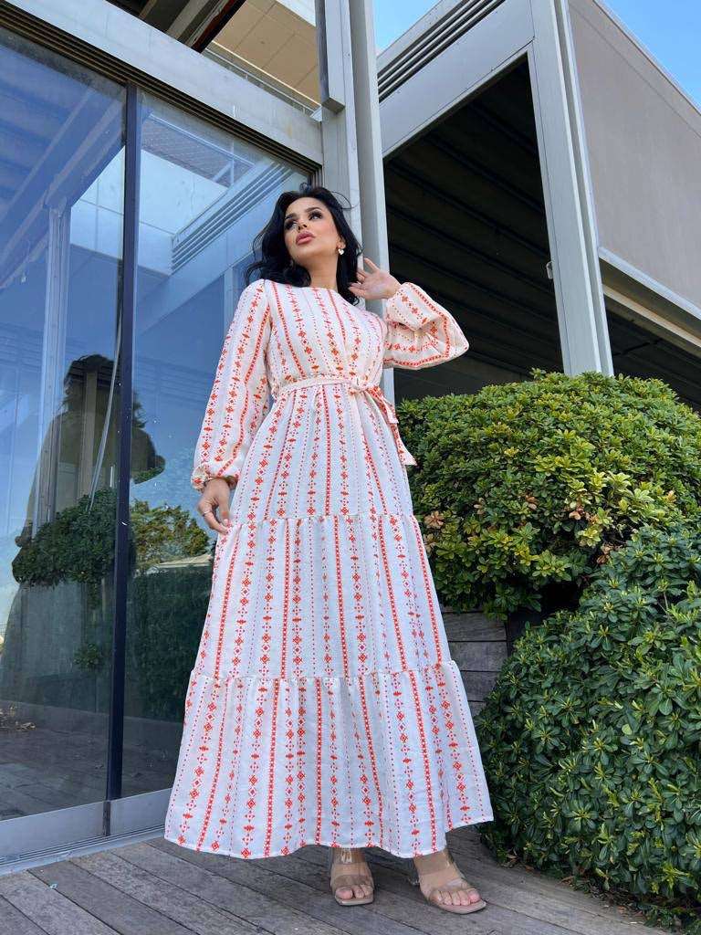 ROBE MOTIFS BERBERE DE COULEUR ORANGE - Premium ROBE from DION - Just DA 4900! Shop now at DION