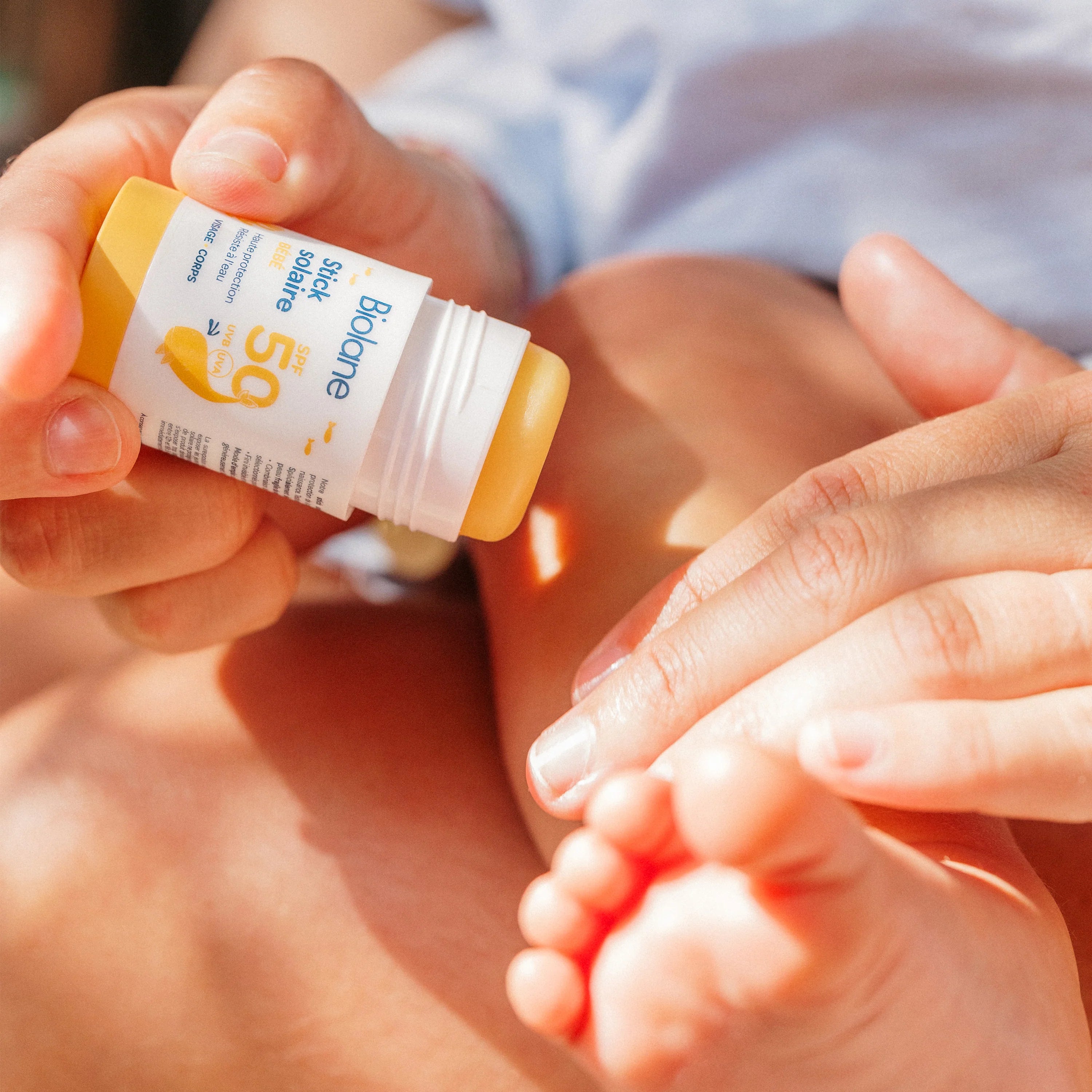 BIOLANE STICK SOLAIRE SPF 50 UVA - UVB ADAPTÉ AUX BÉBÉS