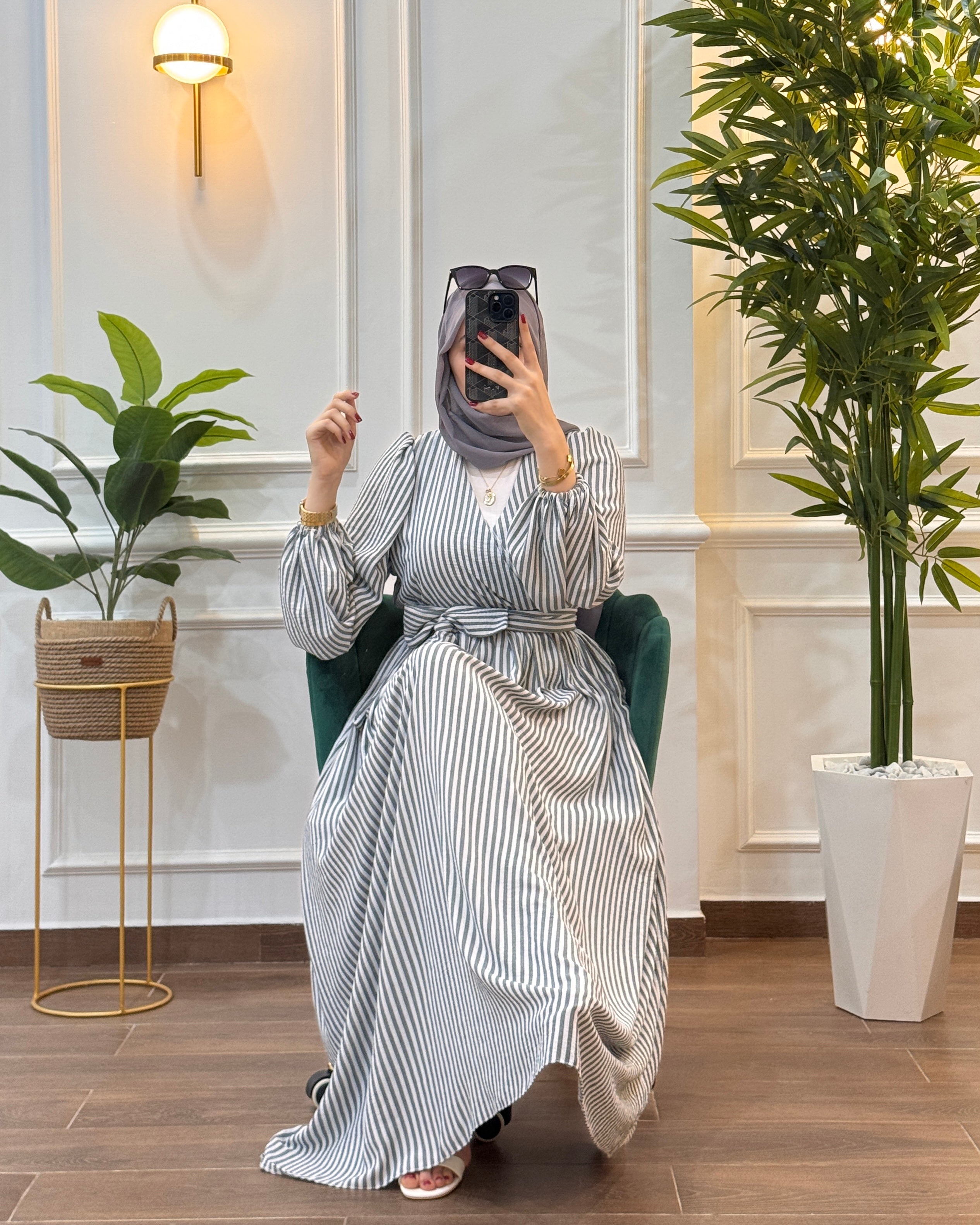 ROBE ÉTÉ PARIS A RAYURE STYLE CACHE COEUR COULEUR GRIS