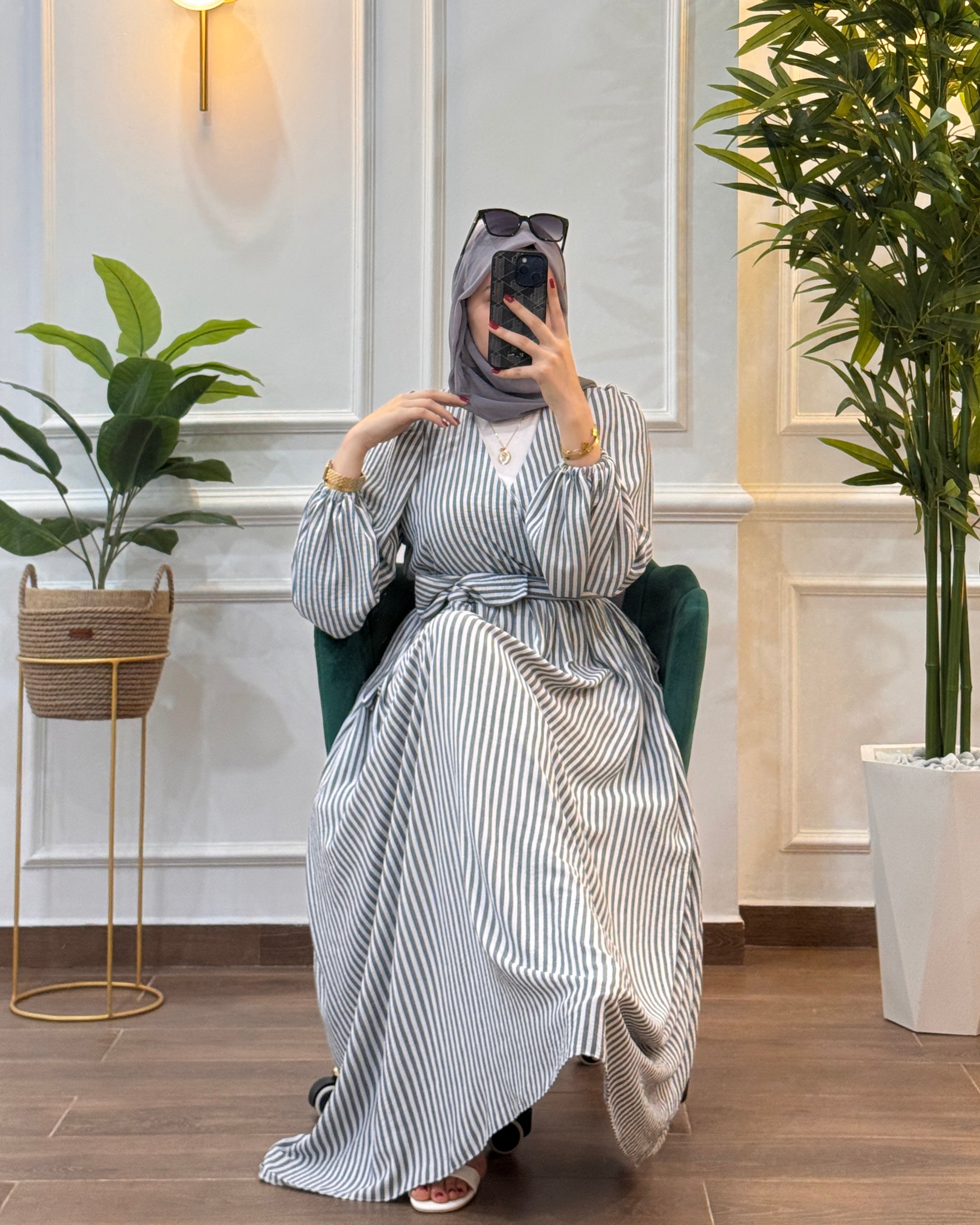 ROBE ÉTÉ PARIS A RAYURE STYLE CACHE COEUR COULEUR GRIS