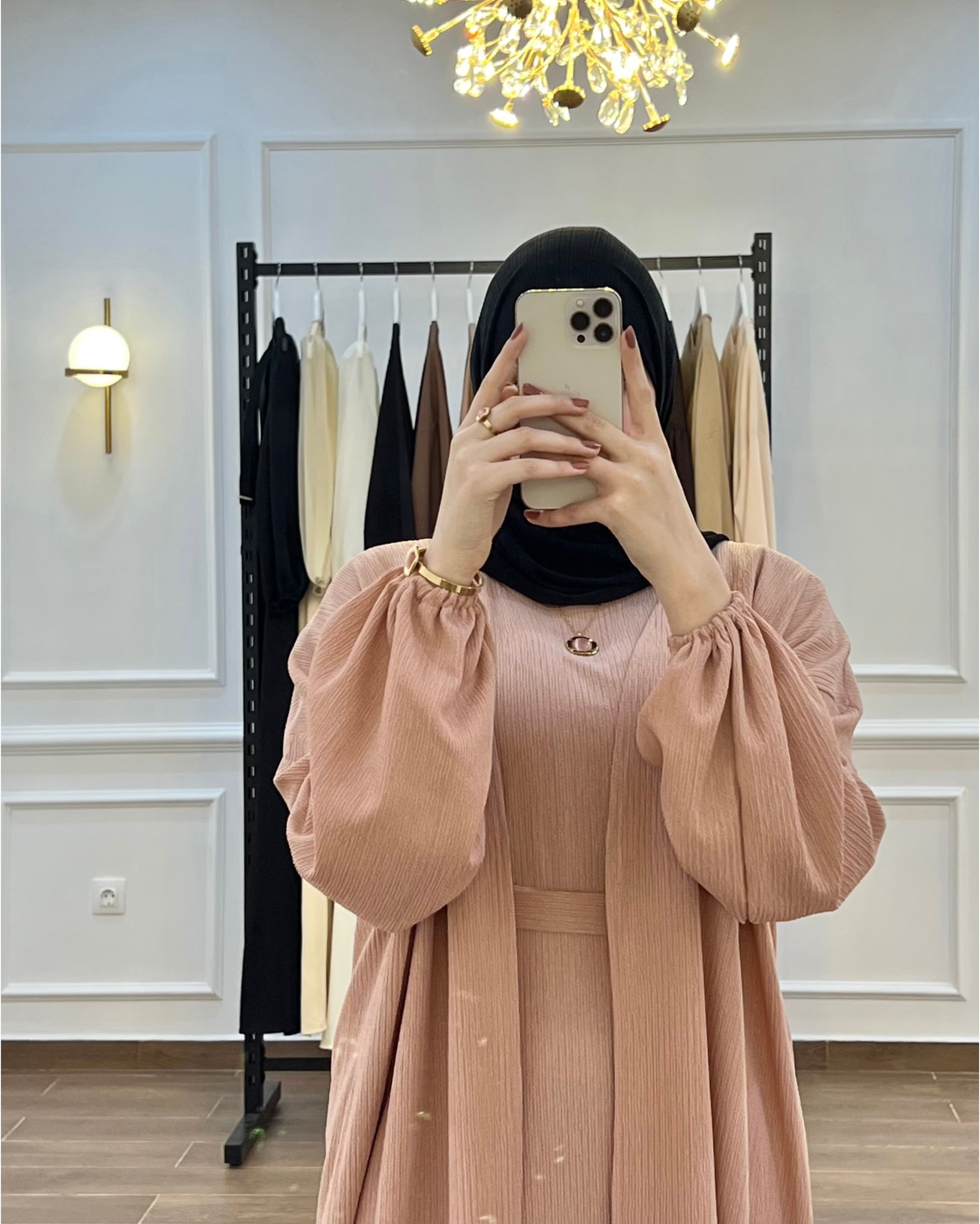 ABAYA + ROBE FROISSÉE EN BOIS DE ROSE