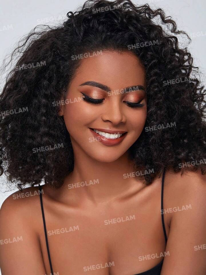 SHEGLAM PALETTE FARDS À PAUPIÈRES LOTS TO LAVA - Premium from DION - Just DA 2700! Shop now at DION