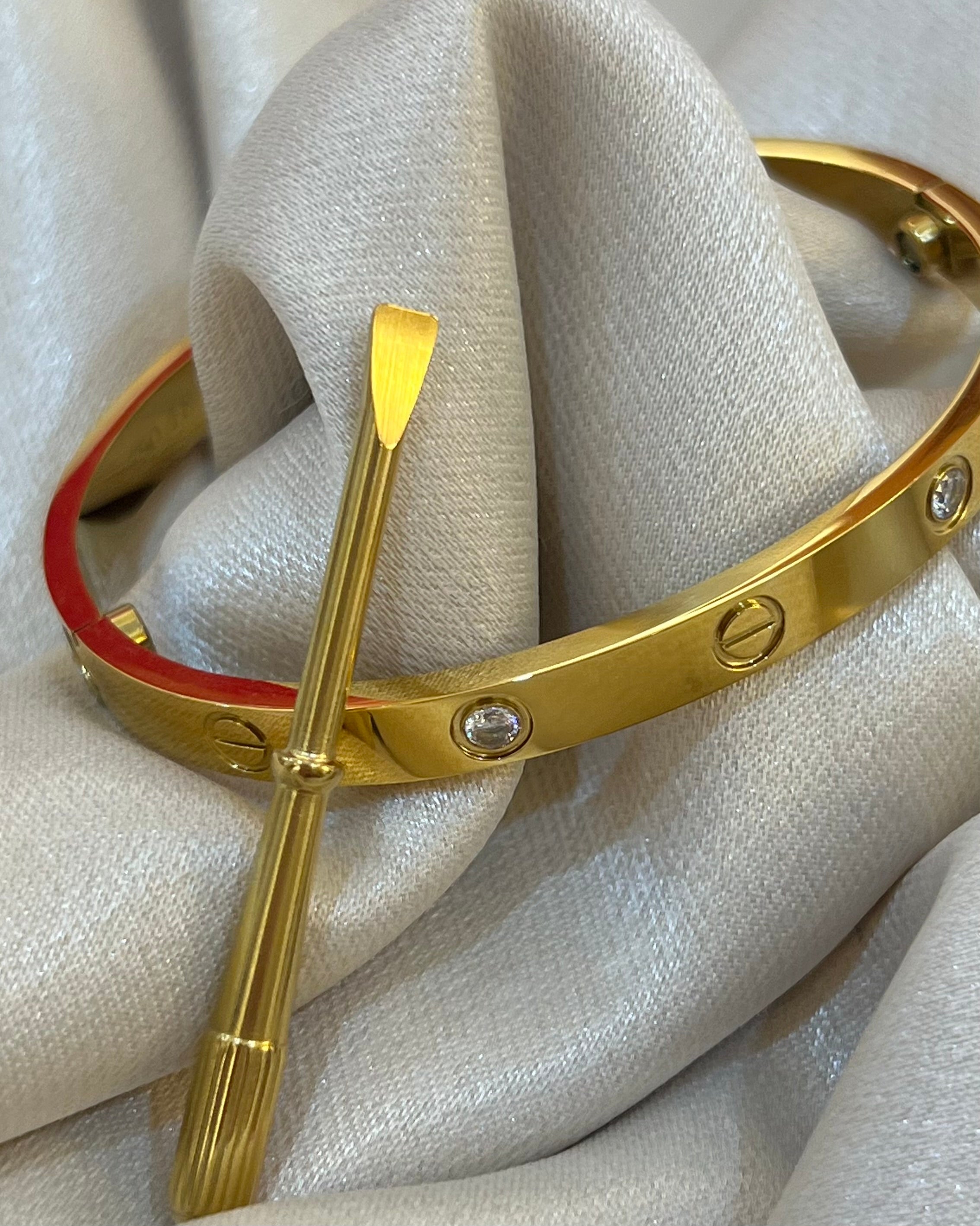 BRACELET LOVE AVEC TOURNEVIS GOLD EN ACIER INOXYDABLE
