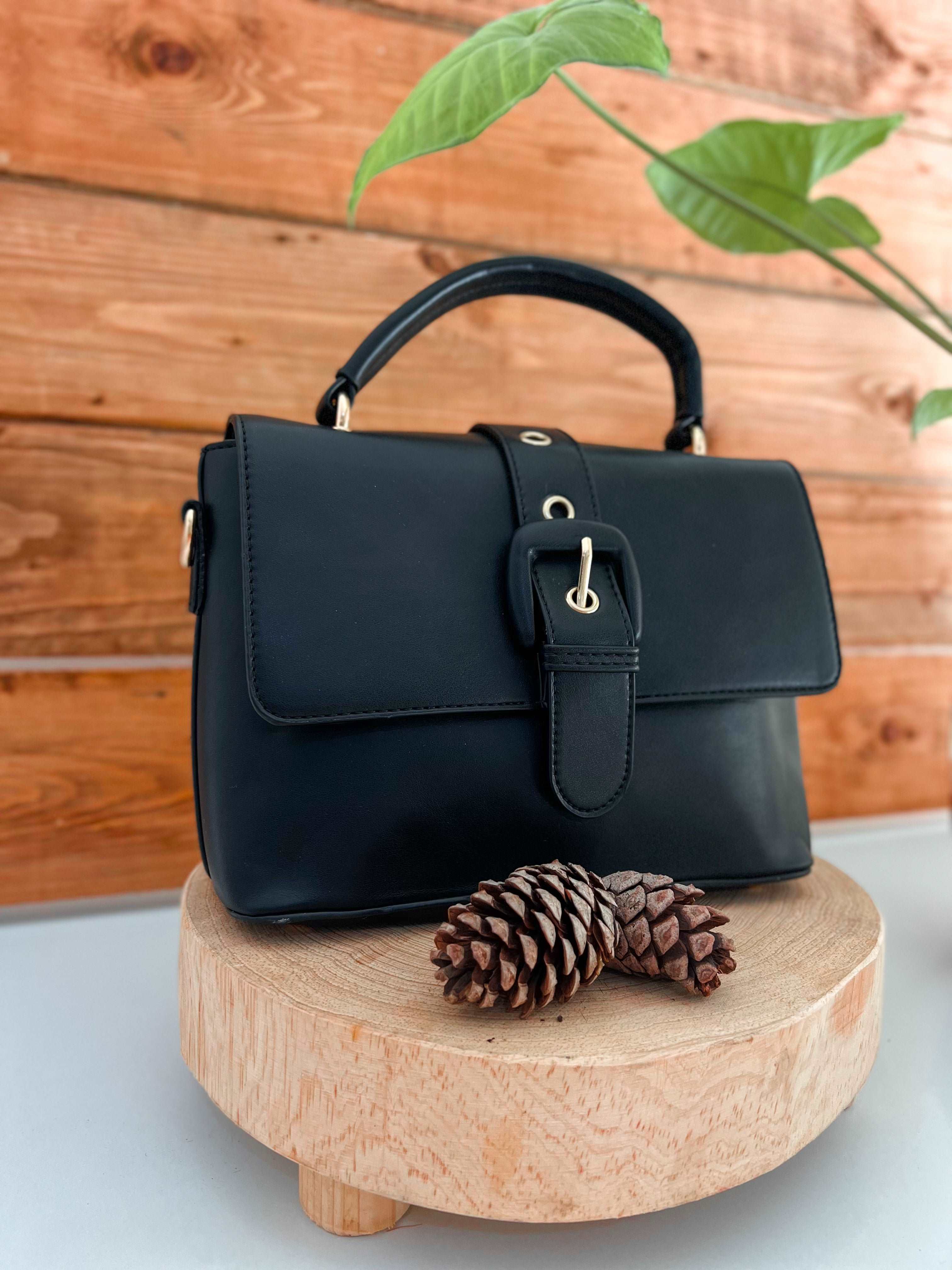 SAC CEINTURE - Premium SAC A MAIN from DION - Just DA 0! Shop now at DION