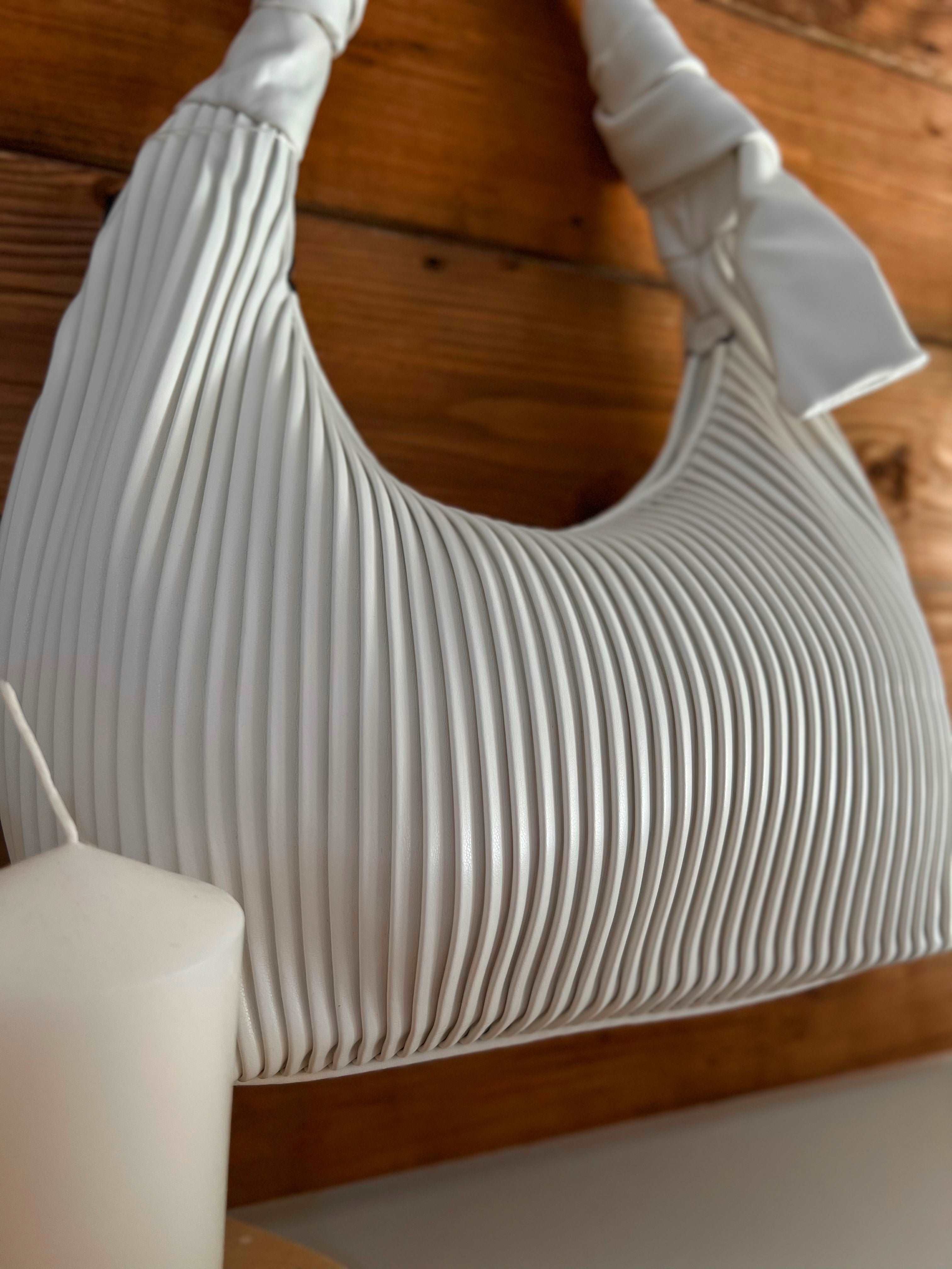 SAC UNIVERSITE - Premium from DION - Just DA 4200! Shop now at DION