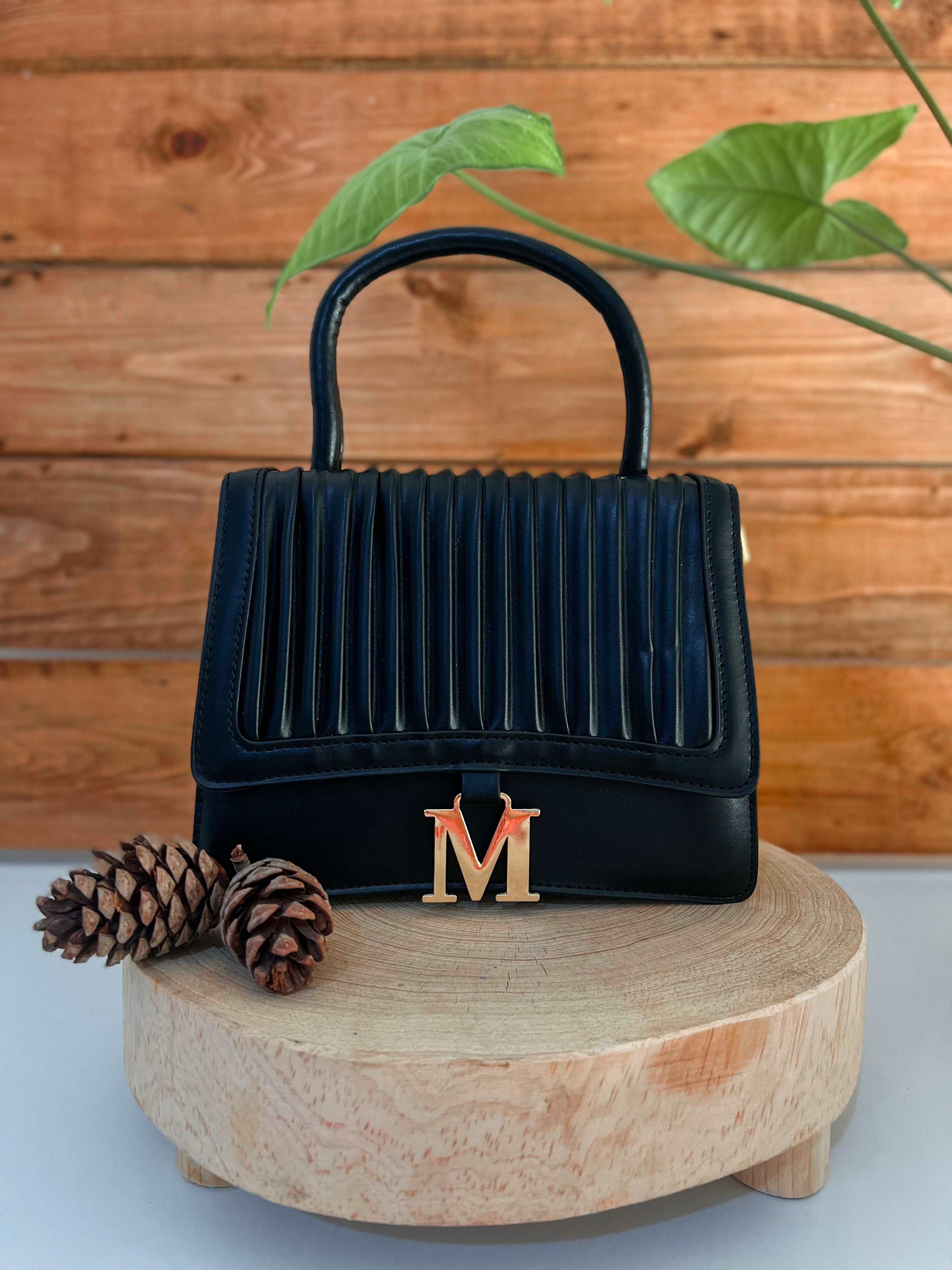 SAC M - Premium SAC A MAIN from DION - Just DA 0! Shop now at DION