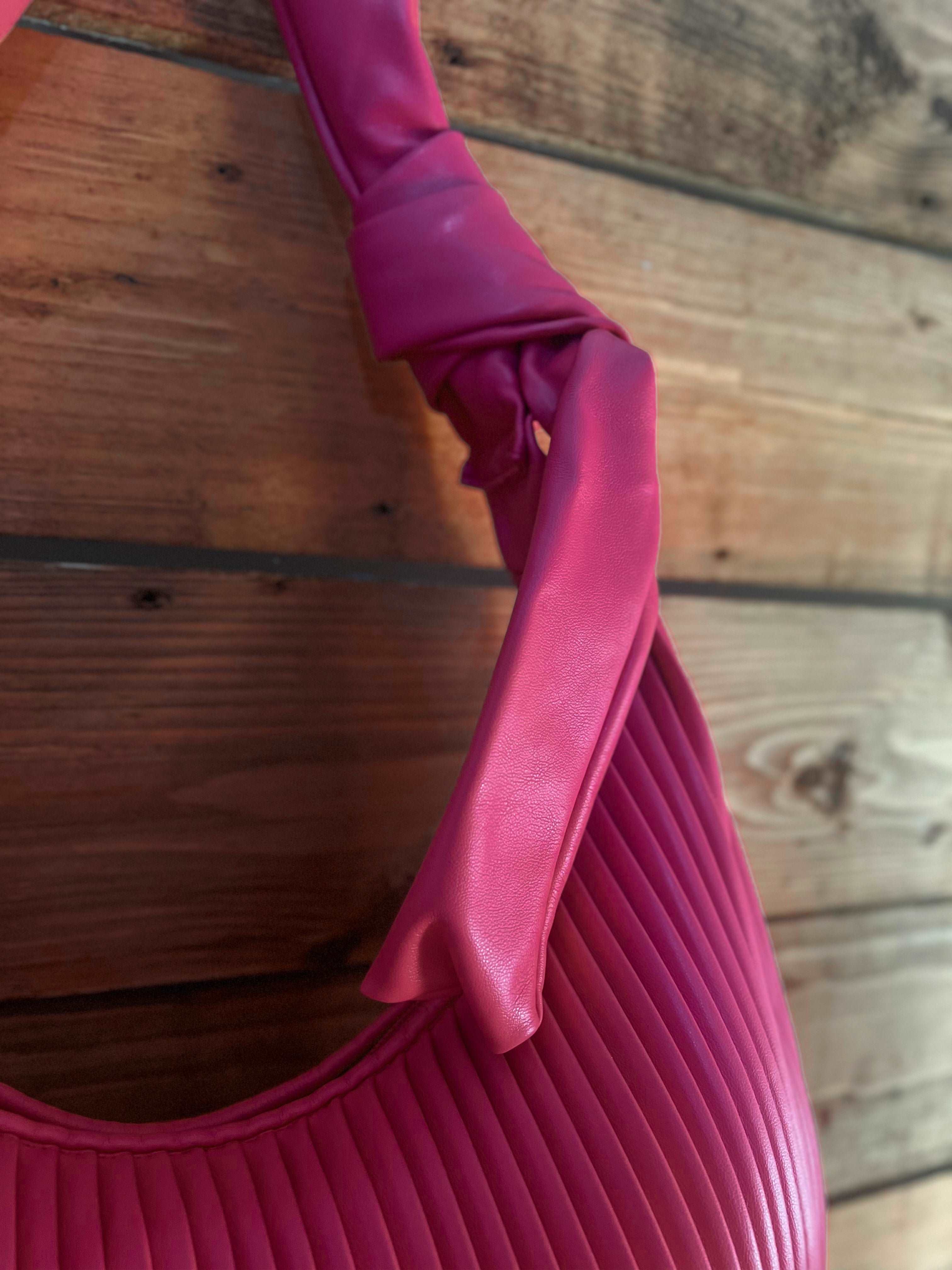 SAC UNIVERSITE - Premium SAC A MAIN from DION - Just DA 0! Shop now at DION