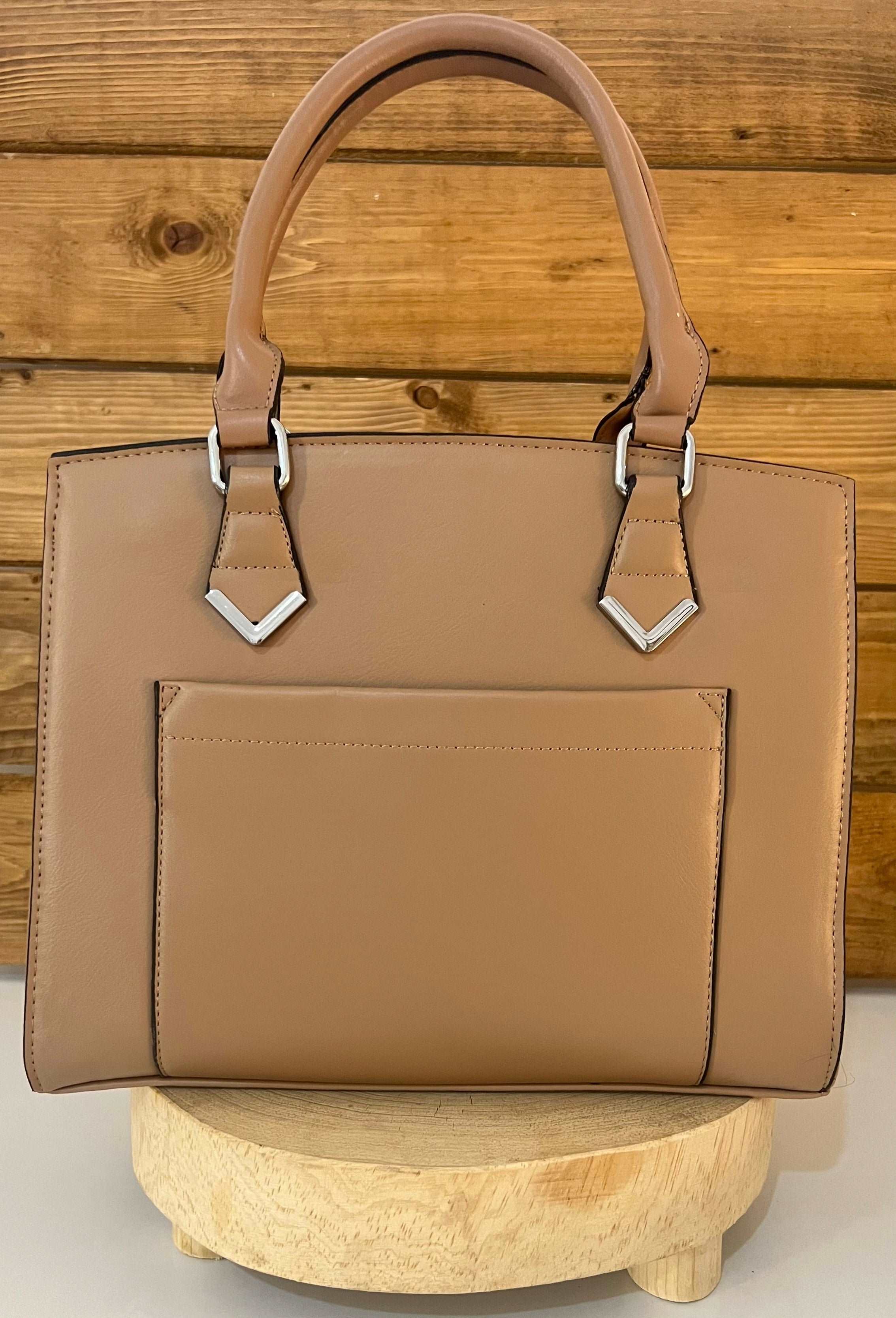 SAC CLASSIQUE - Premium SAC A MAIN from DION - Just DA 0! Shop now at DION