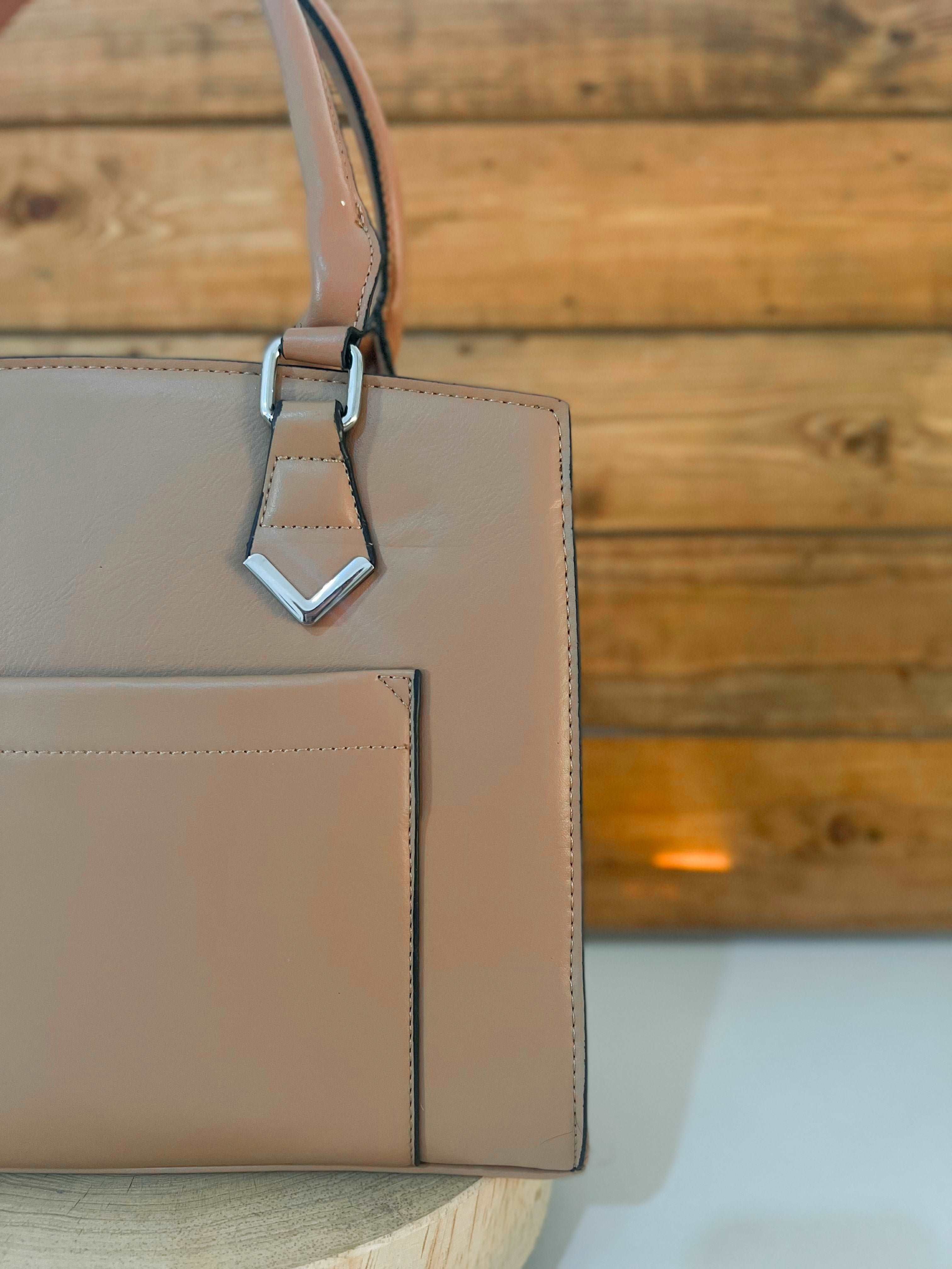 SAC CLASSIQUE - Premium SAC A MAIN from DION - Just DA 4500! Shop now at DION