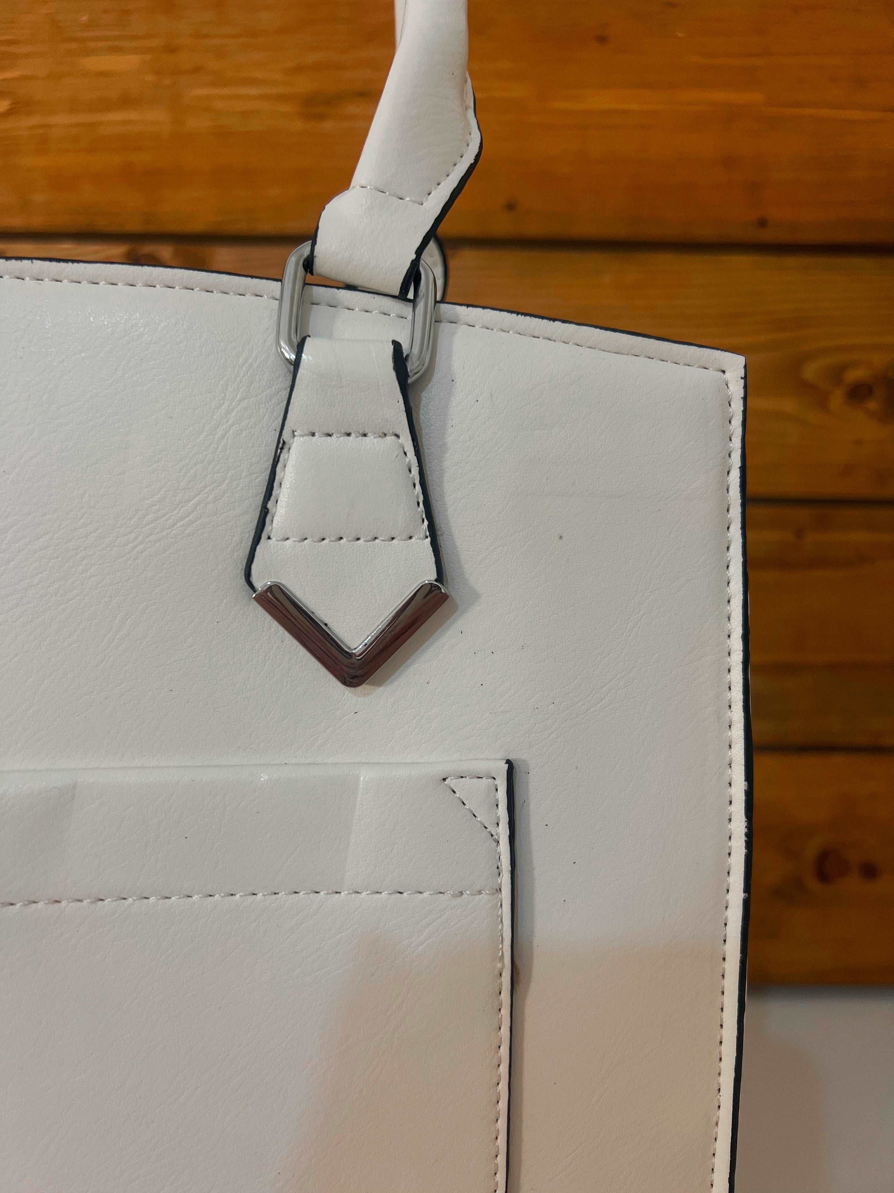 SAC CLASSIQUE - Premium SAC A MAIN from DION - Just DA 0! Shop now at DION