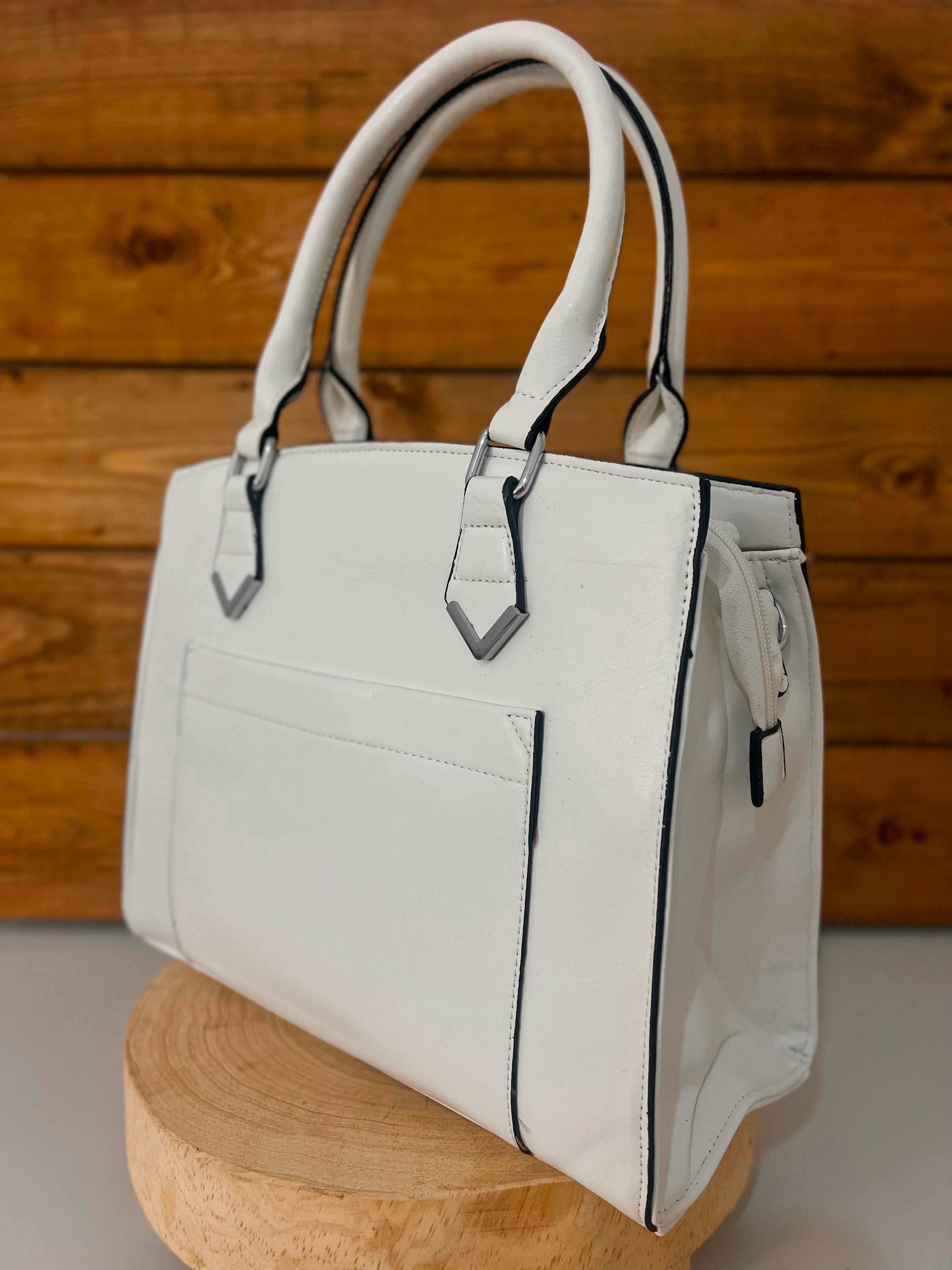 SAC CLASSIQUE - Premium SAC A MAIN from DION - Just DA 0! Shop now at DION