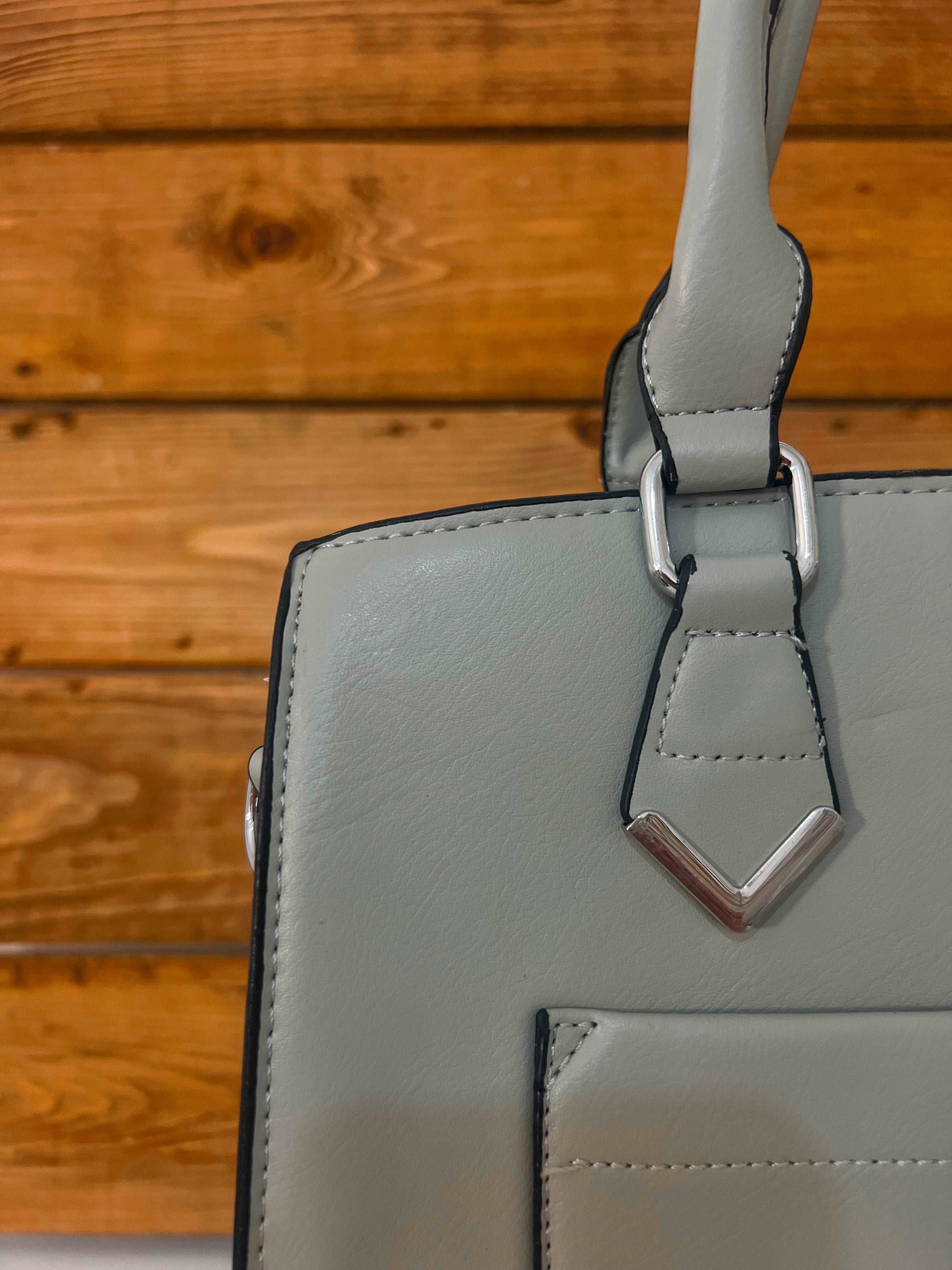 SAC CLASSIQUE - Premium SAC A MAIN from DION - Just DA 0! Shop now at DION