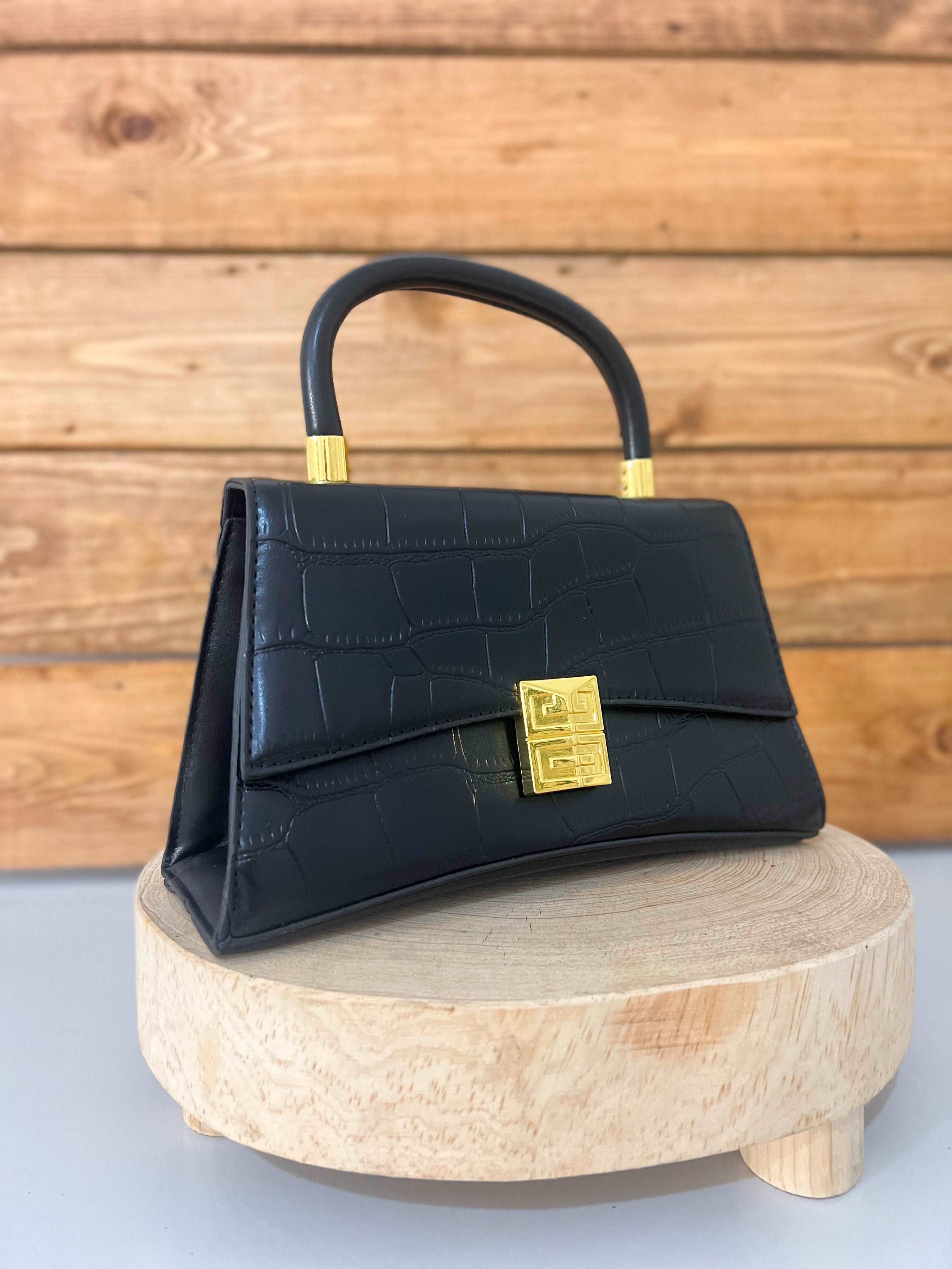 SAC BAGUETTE AVEC NOEUD - Premium SAC A MAIN from DION - Just DA 4500! Shop now at DION