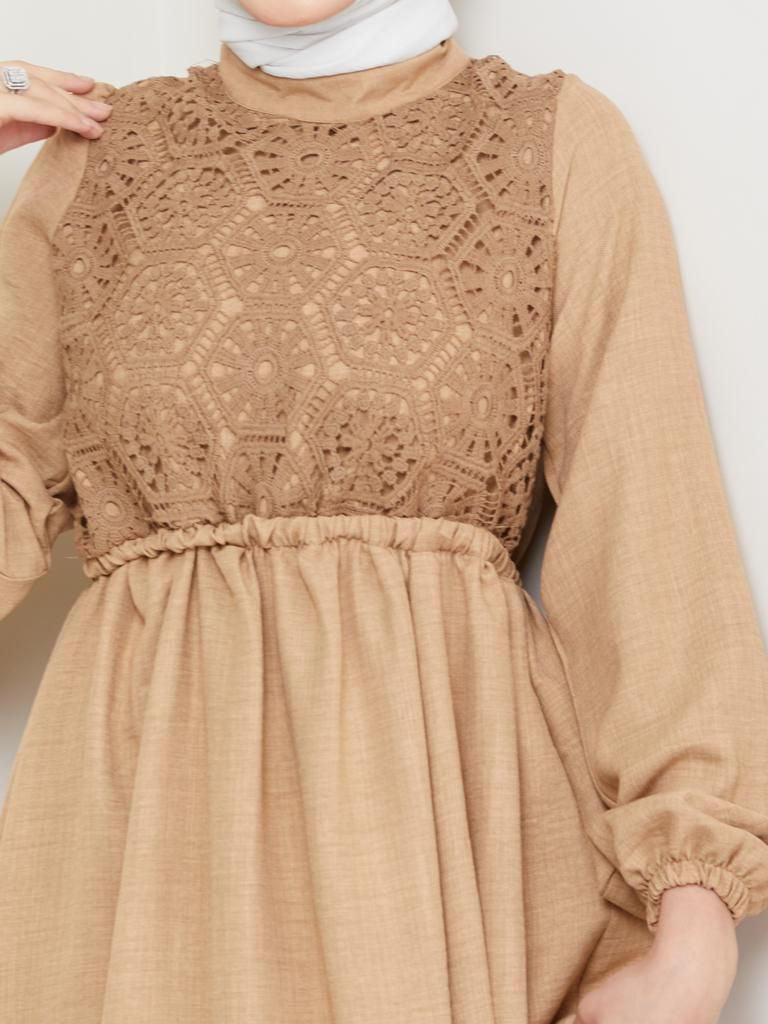ROBE AVEC CROCHET - Premium ROBE from DION - Just DA 5800! Shop now at DION