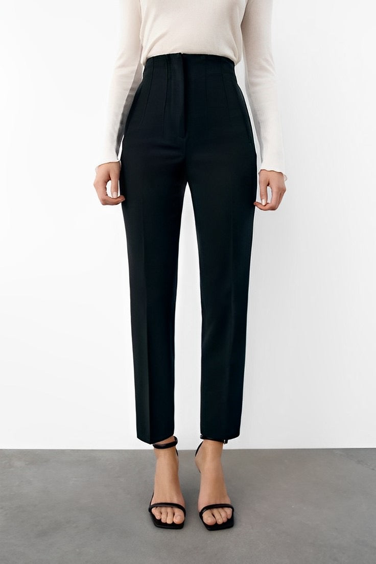 PANTALON CLASSIQUE NOIR SIMPLE - Premium from DION - Just DA 3600! Shop now at DION