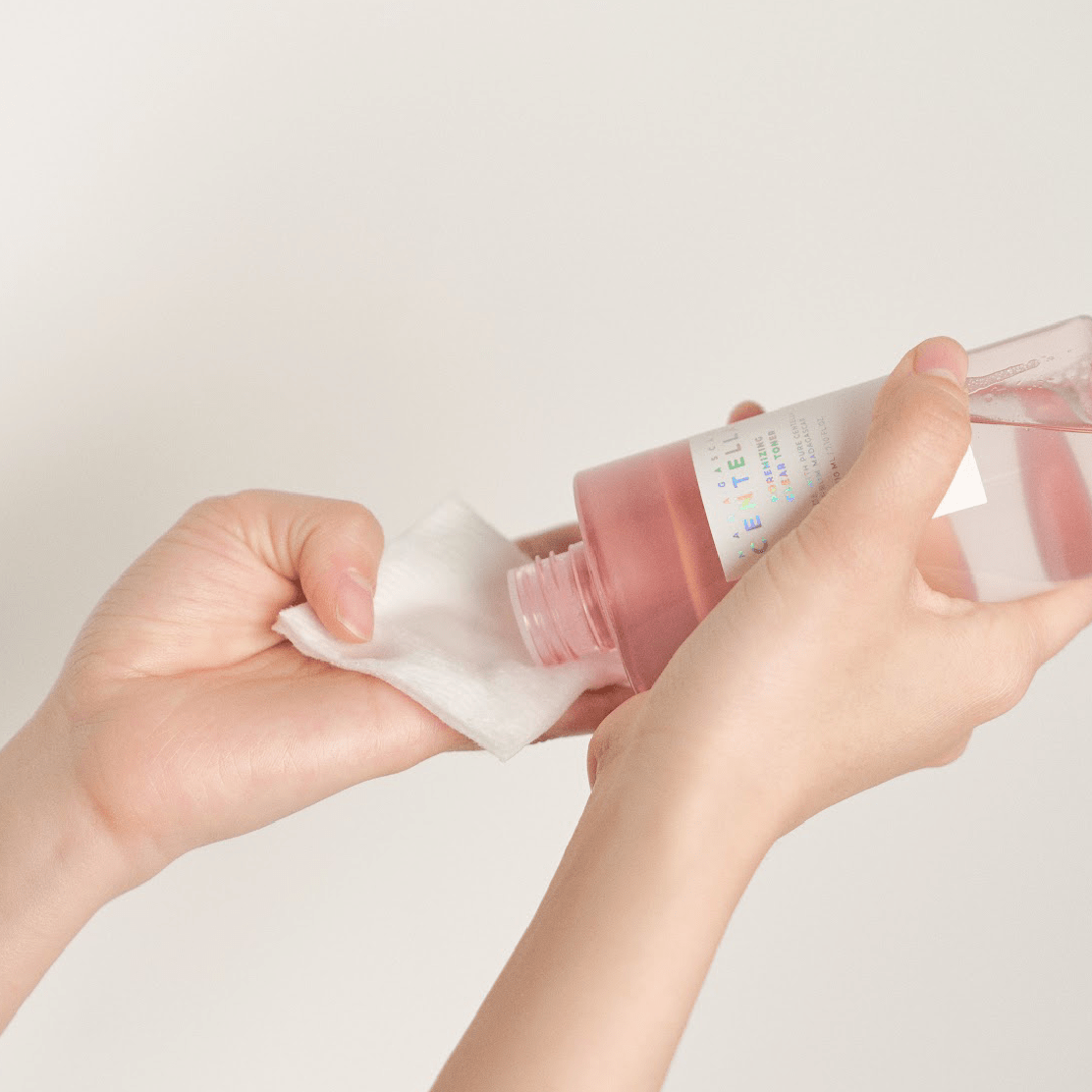 MADAGASCAR CENTELLA POREMIZING CLEAR TONER 210ML