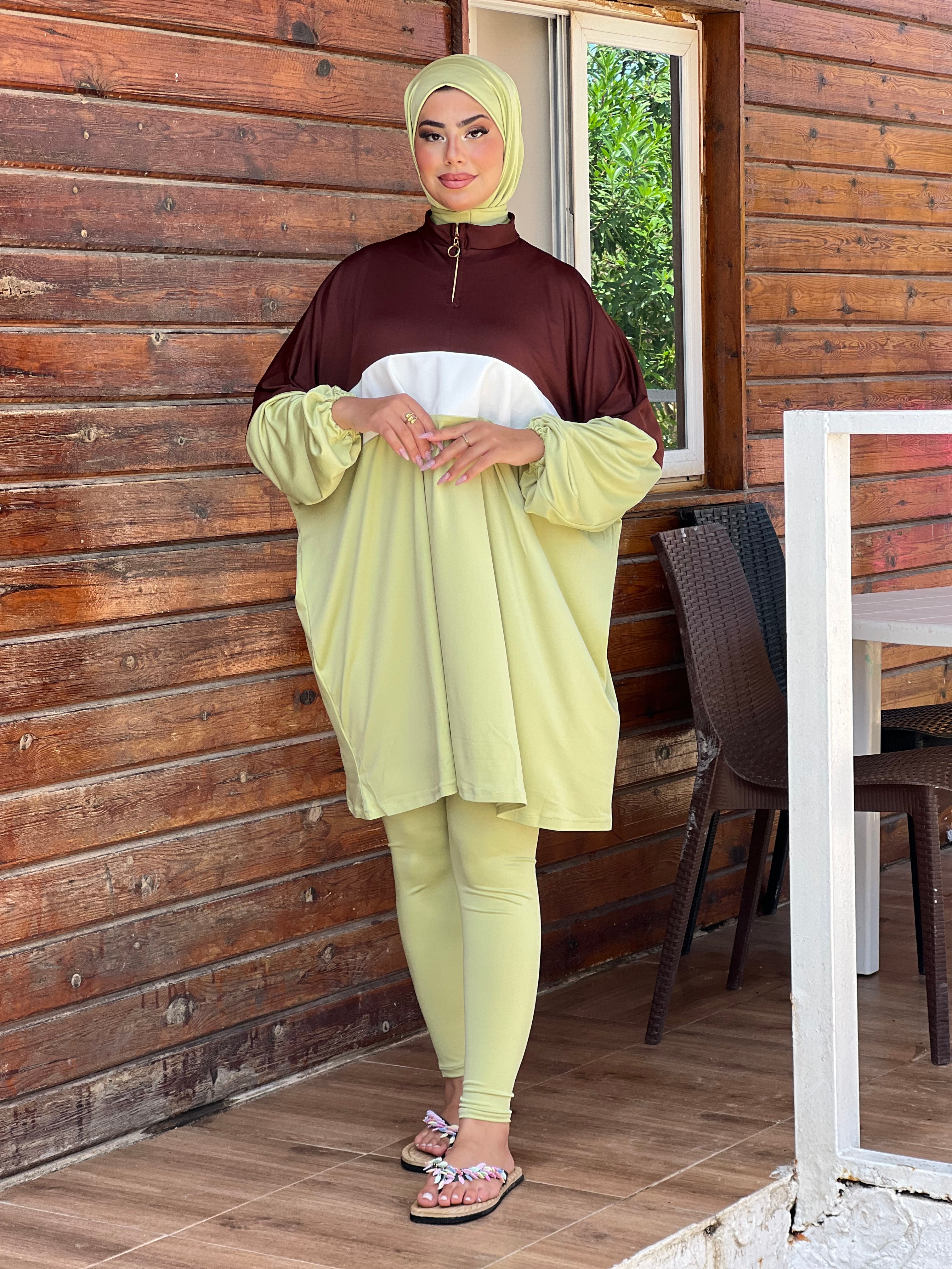 BURKINI SUMMER DION SPORT COULEUR VERT ( 3 PIÈCES ) AVEC BOURSE DE RANGEMENT
