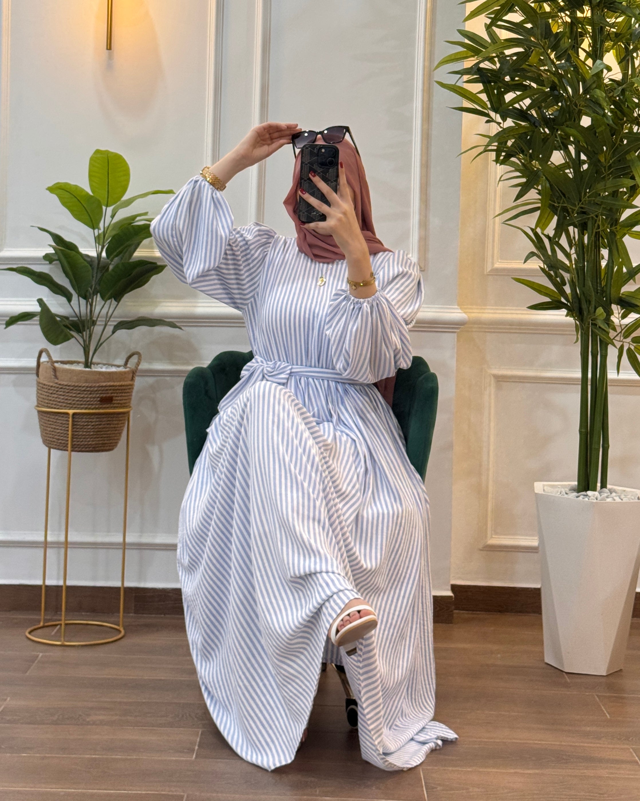 ROBE ÉTÉ PARIS A RAYURE STYLE COL FERMÉ COULEUR BLEU CIEL