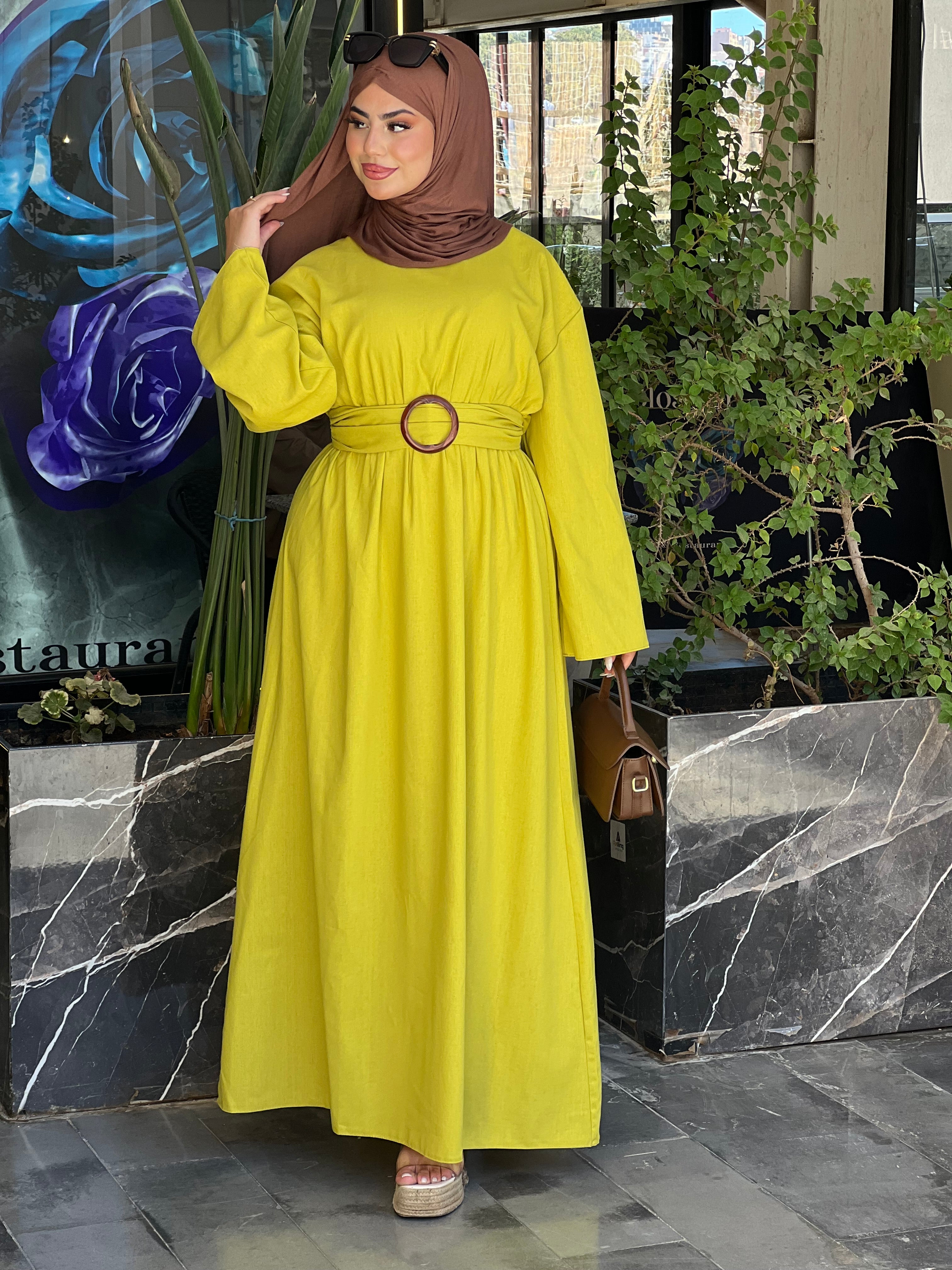 HIJAB EN LIN AVEC UNE BELLE CEINTURE