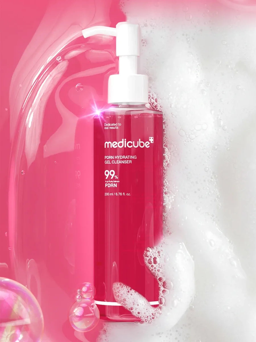 MEDICUBE PDRN HYDRATING GEL CLEANSER 200ML