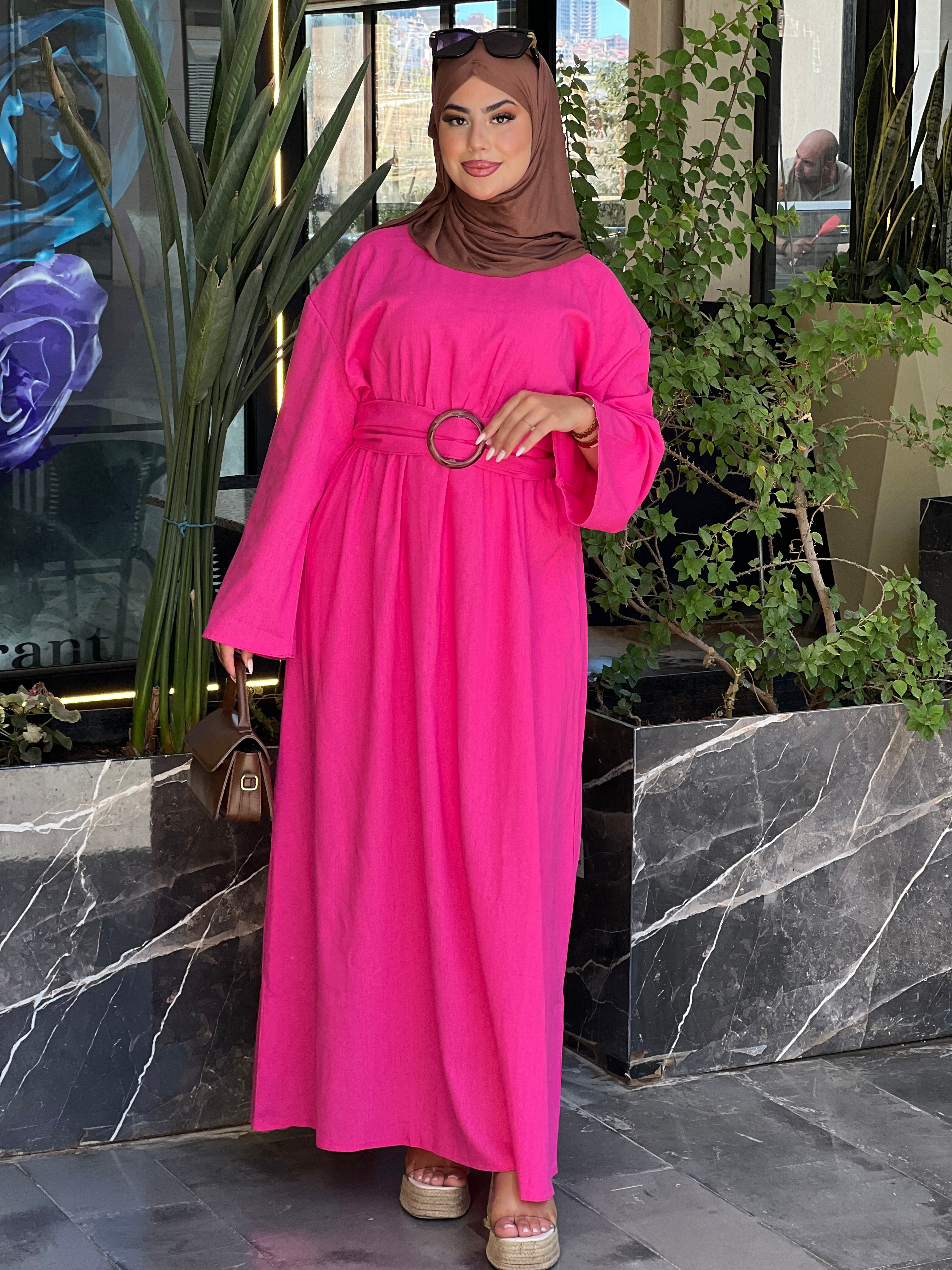 HIJAB EN LIN AVEC UNE BELLE CEINTURE