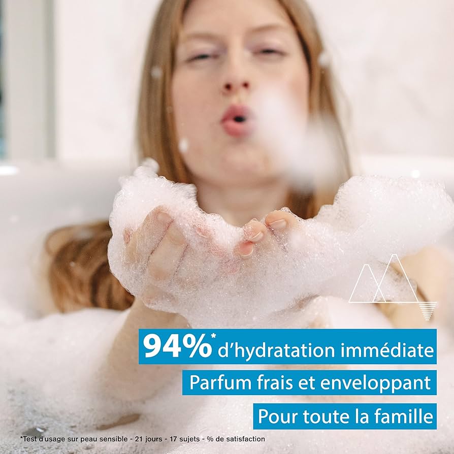 URIAGE EAU THERMALE CRÈME LAVANTE POUR LES PEAUX SENSIBLES 200ML