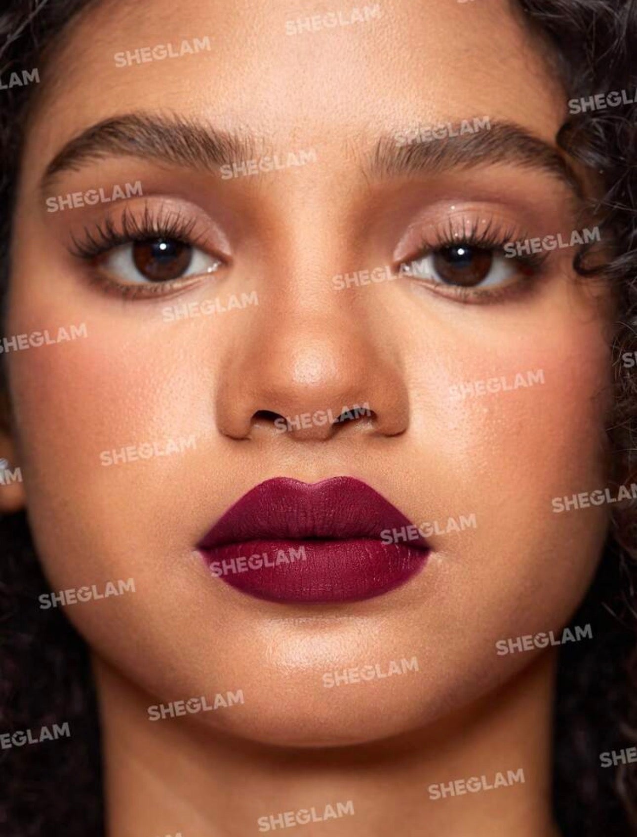 SHEGLAM ROUGE A LÈVRES STARLIGHT VELVET SHIMMER MATTE COULEUR FLAME