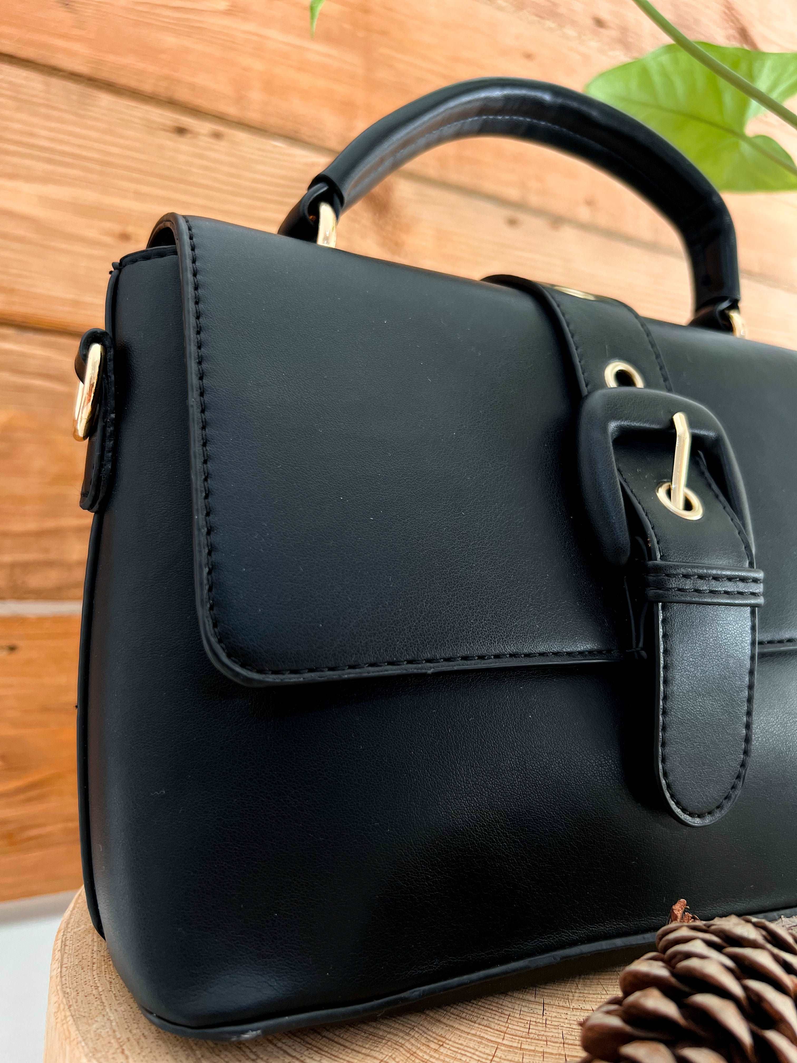 SAC CEINTURE - Premium SAC A MAIN from DION - Just DA 5200! Shop now at DION