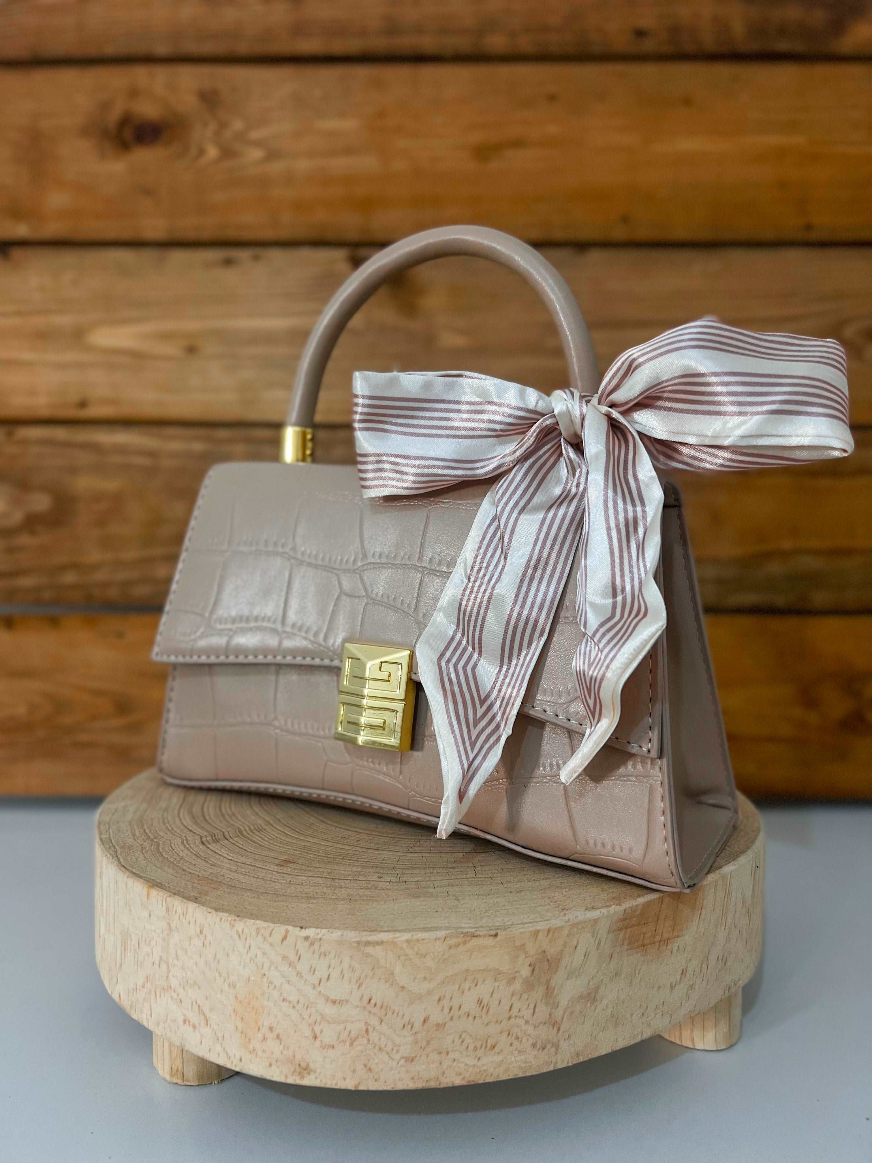 SAC BAGETTE AVEC NOEUD - Premium SAC A MAIN from DION - Just DA 4500! Shop now at DION