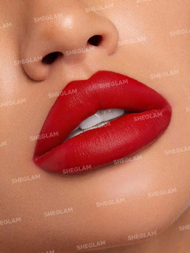 SHEGLAM ROUGE À LÈVRES MAT ALLURE A HAUTE PIGMENTATION COULEUR ROUGE