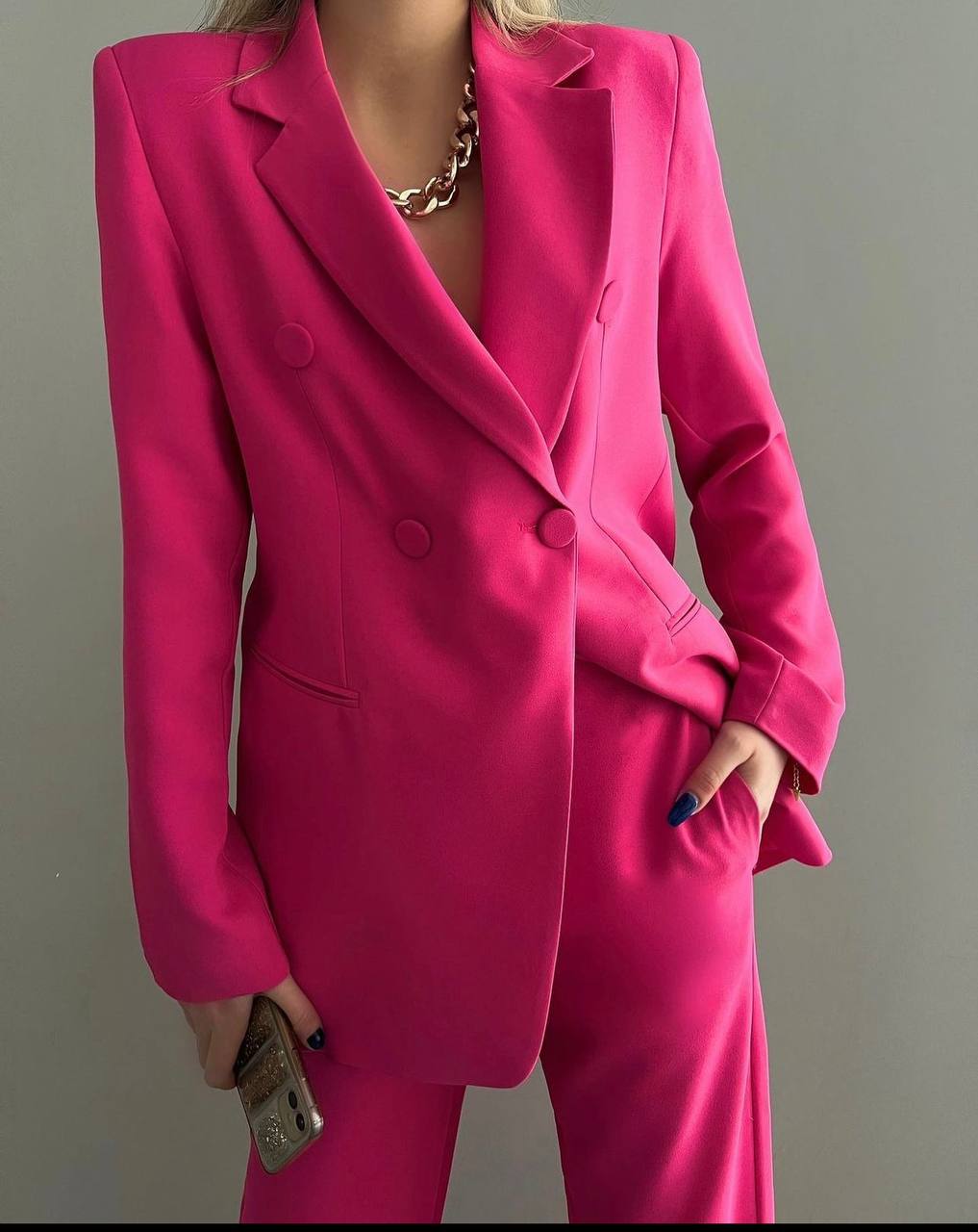 COSTUME LARGE - Premium COSTUME from DION - Just DA 9500! Shop now at DION