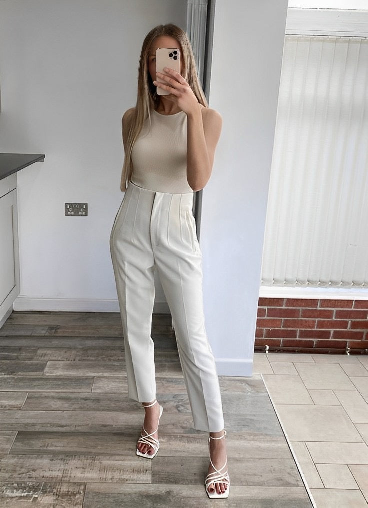 PANTALON CLASSIQUE BLANC SIMPLE - Premium  from DION - Just DA 3600! Shop now at DION