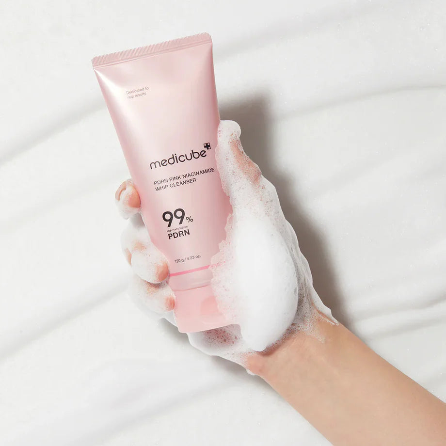 MEDICUBE PDRN PINK NIACINAMID WHIP CLEANSER 120G