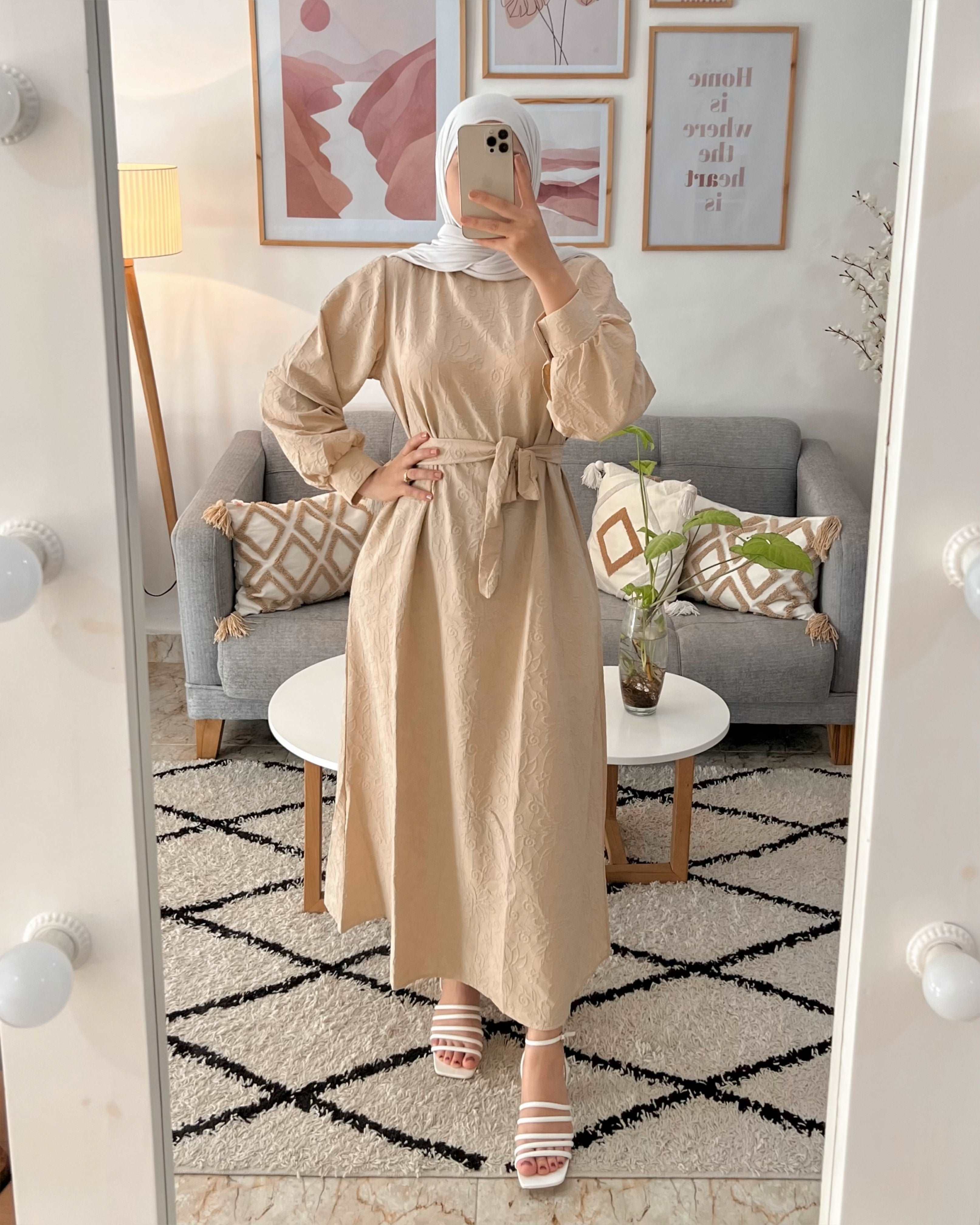 ROBE EFFET DENTELLE UNIE COULEUR BEIGE