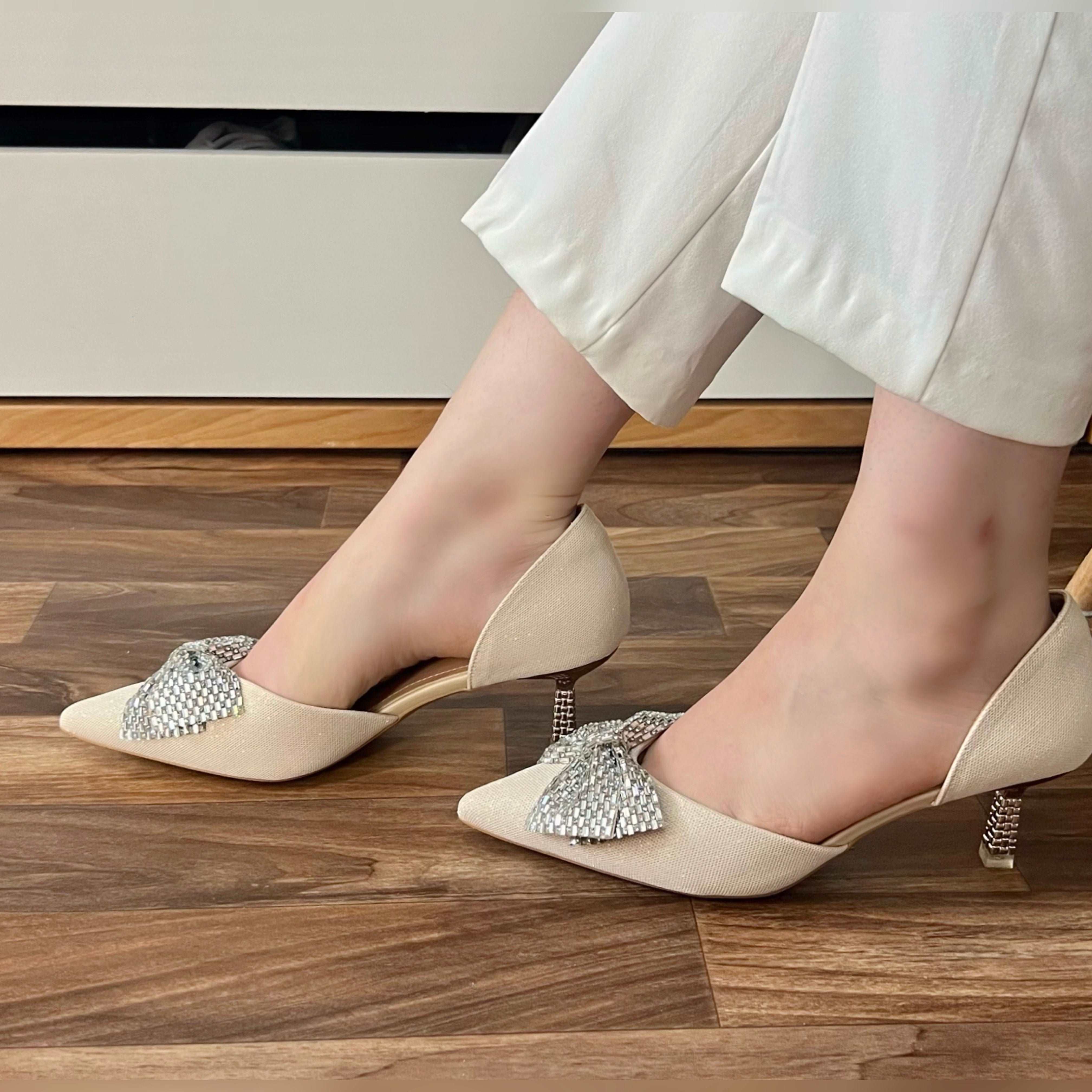 SOIREE PAPPILLON - Premium SOIREE from DION - Just DA 0! Shop now at DION