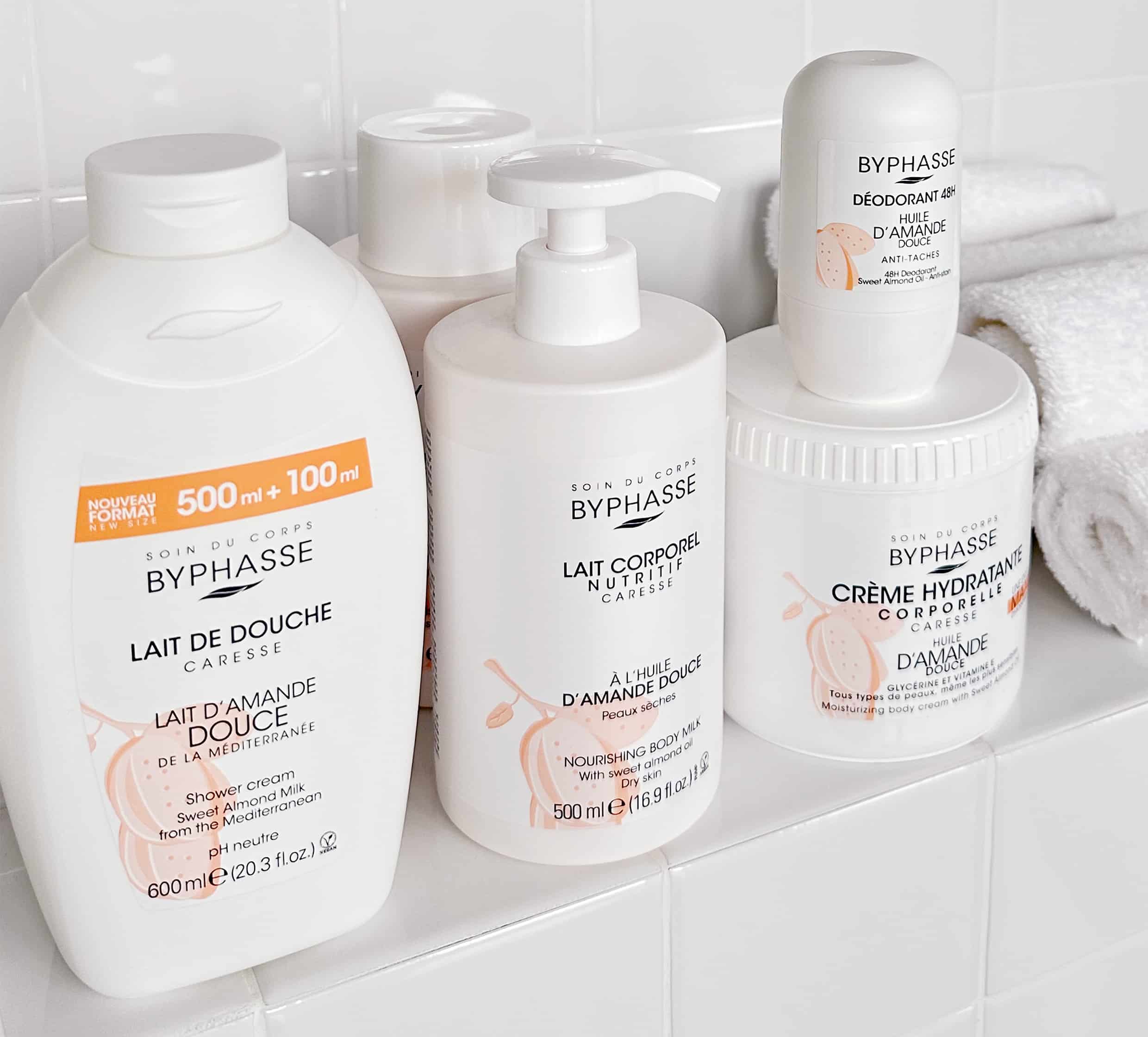 BYPHASSE LAIT CORPOREL NURITIF À L'HUILE D'AMAND DOUCE 500ML